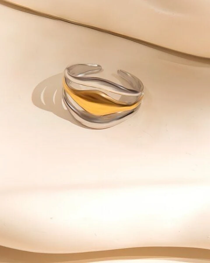 ELEKTROPULLI Größenverstellbarer Gold Silber WAVY Ring