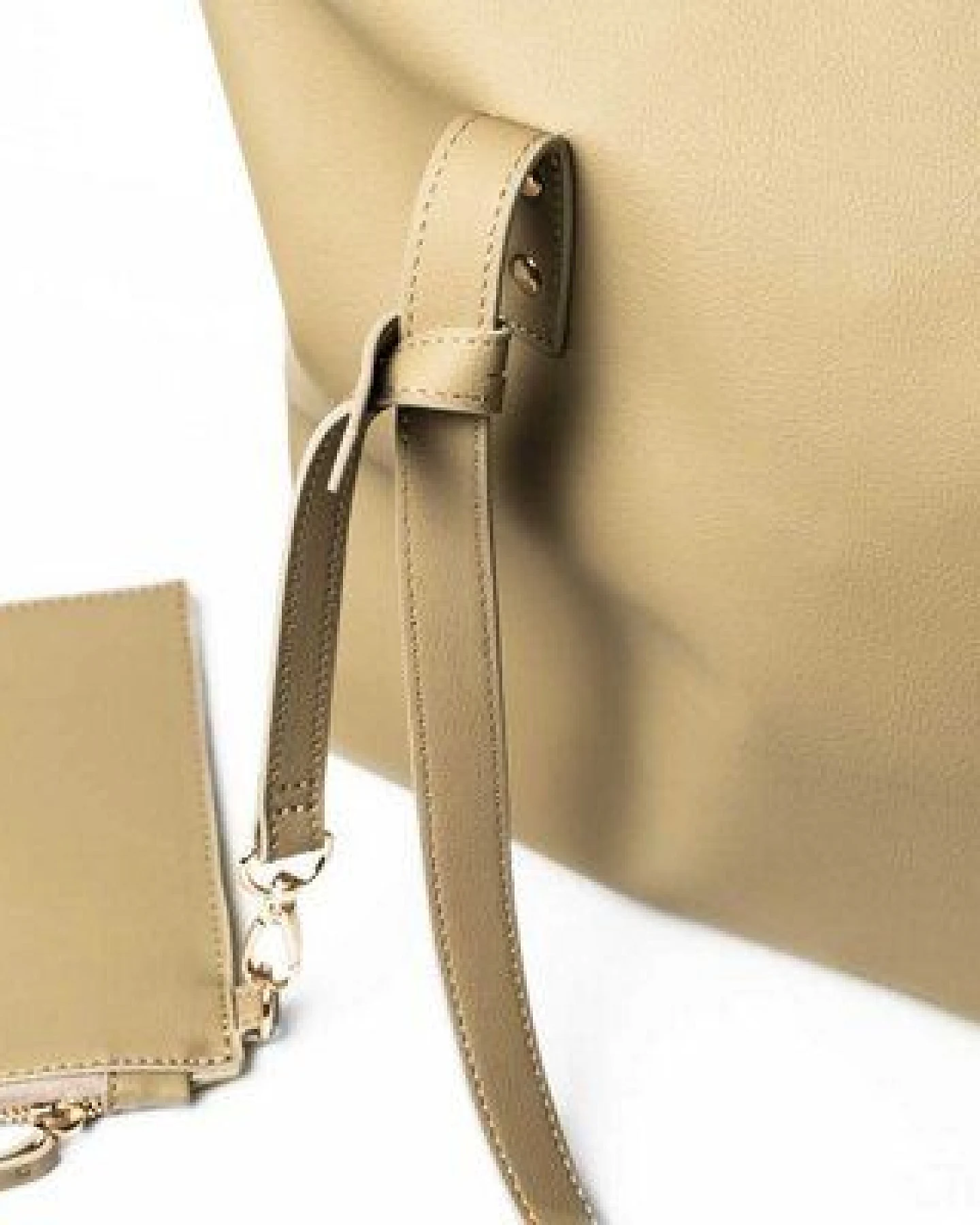 GREVIRO Totebag "XL" aus Kaktusleder (vegan) – Ansicht 3