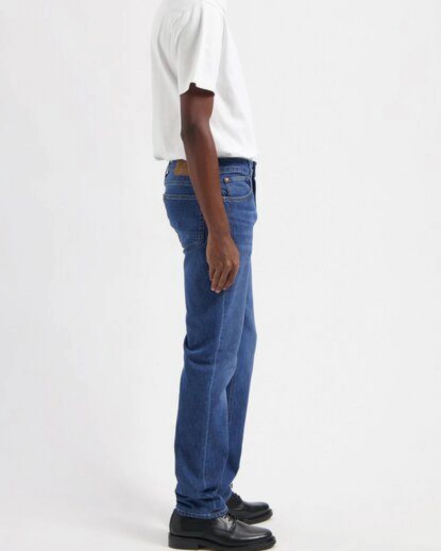 MUD Jeans Herren Jeans Straight Leg "Bryce - Authentic Indigo" – Ansicht 2