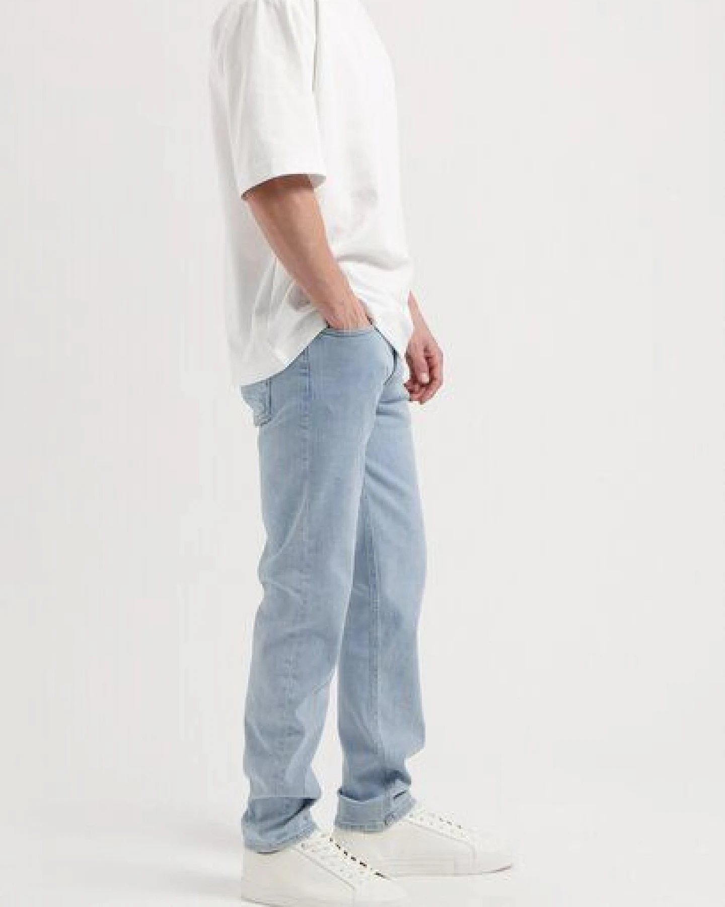 MUD Jeans Herren Jeans Tapered "Dunn - Light Stone" – Ansicht 2