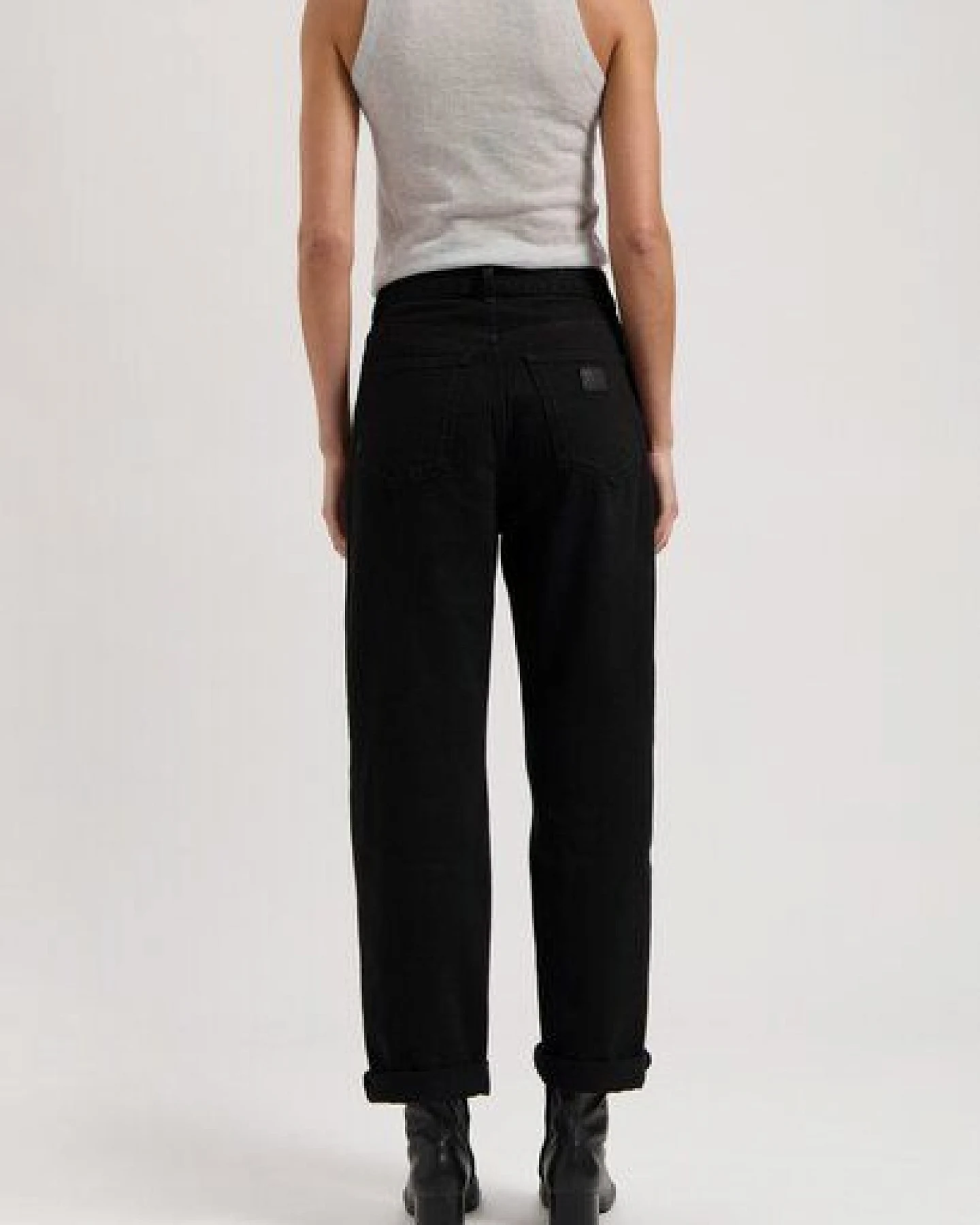 MUD Jeans Damen Jeans Barrel Fit "Brooke - Nero Nero" – Ansicht 3
