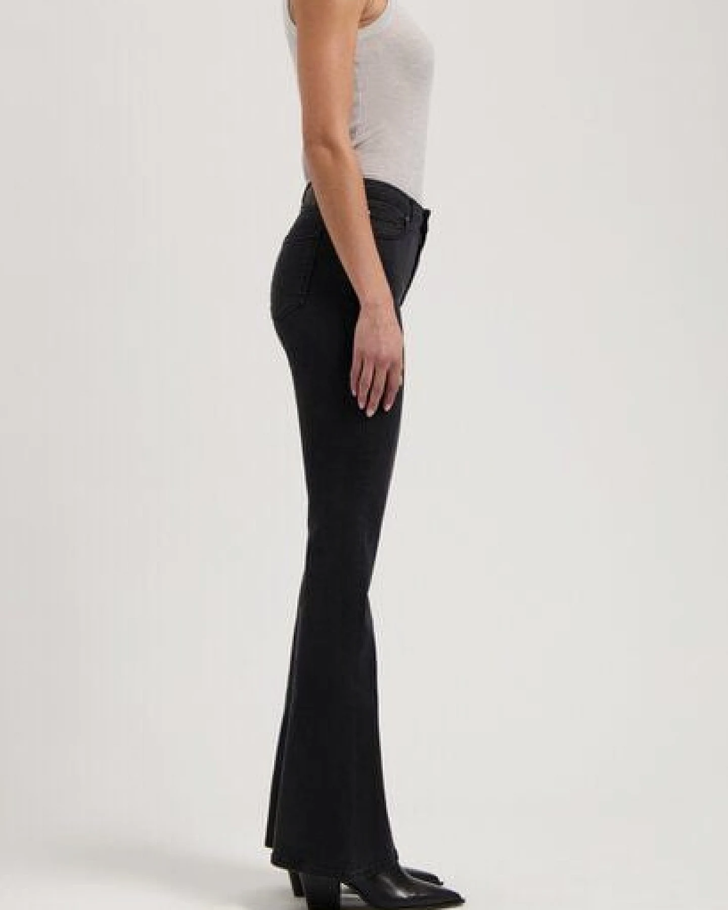 MUD Jeans Damen Jeans Flared "Isy - Stone Black" – Ansicht 2