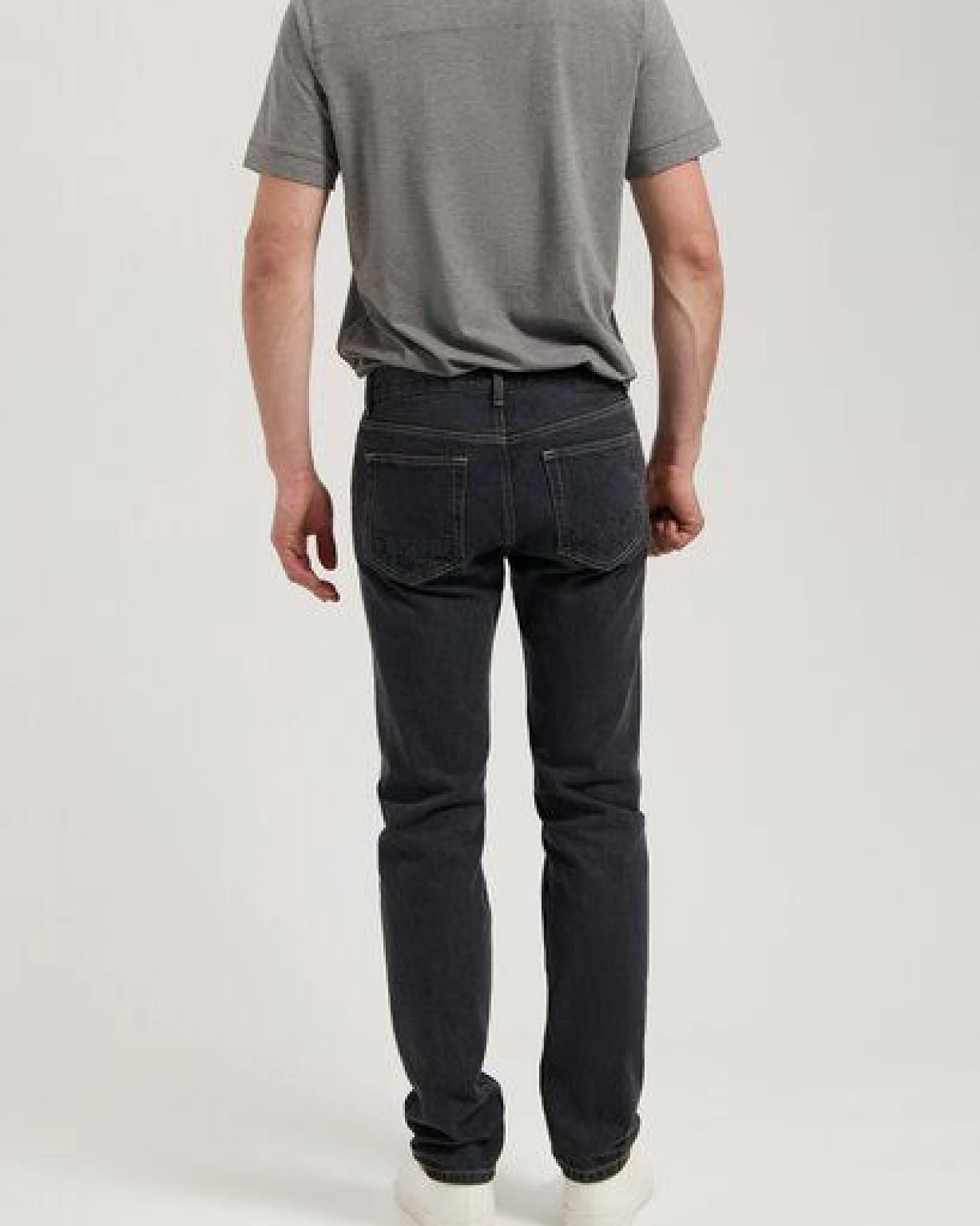 MUD Jeans Herren Jeans Straight Leg "John - Medium Black" – Ansicht 3