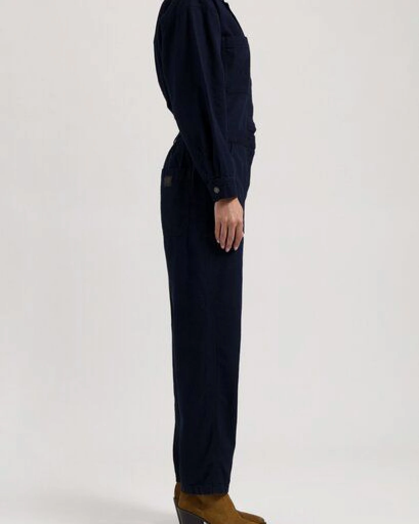 MUD Jeans Damen Jumpsuit "Uma - Onyx Dry" – Ansicht 2