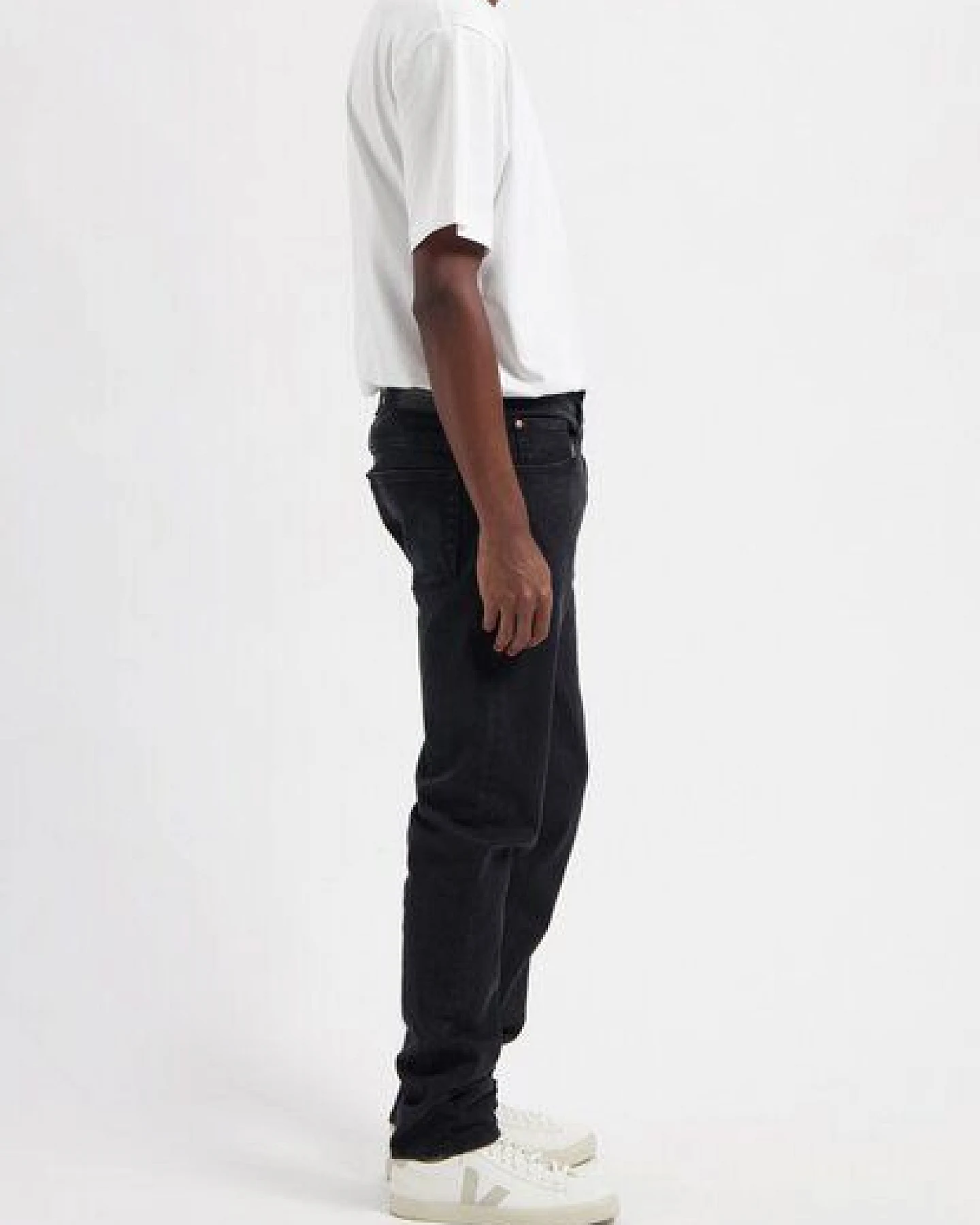 MUD Jeans Herren Jeans Tapered "Dunn - Stone Black" – Ansicht 2