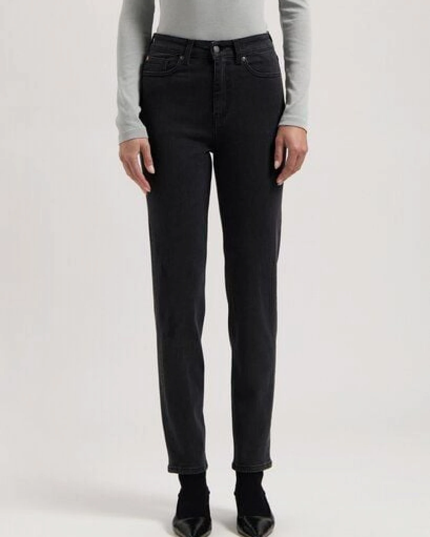 MUD Jeans Damen Jeans Tapered "Mams - Stone Black" – Ansicht 4