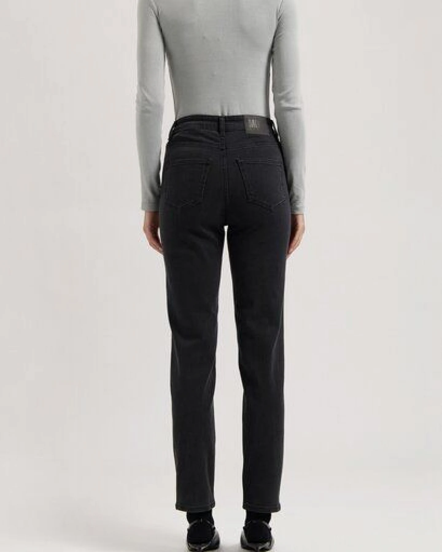 MUD Jeans Damen Jeans Tapered "Mams - Stone Black" – Ansicht 3