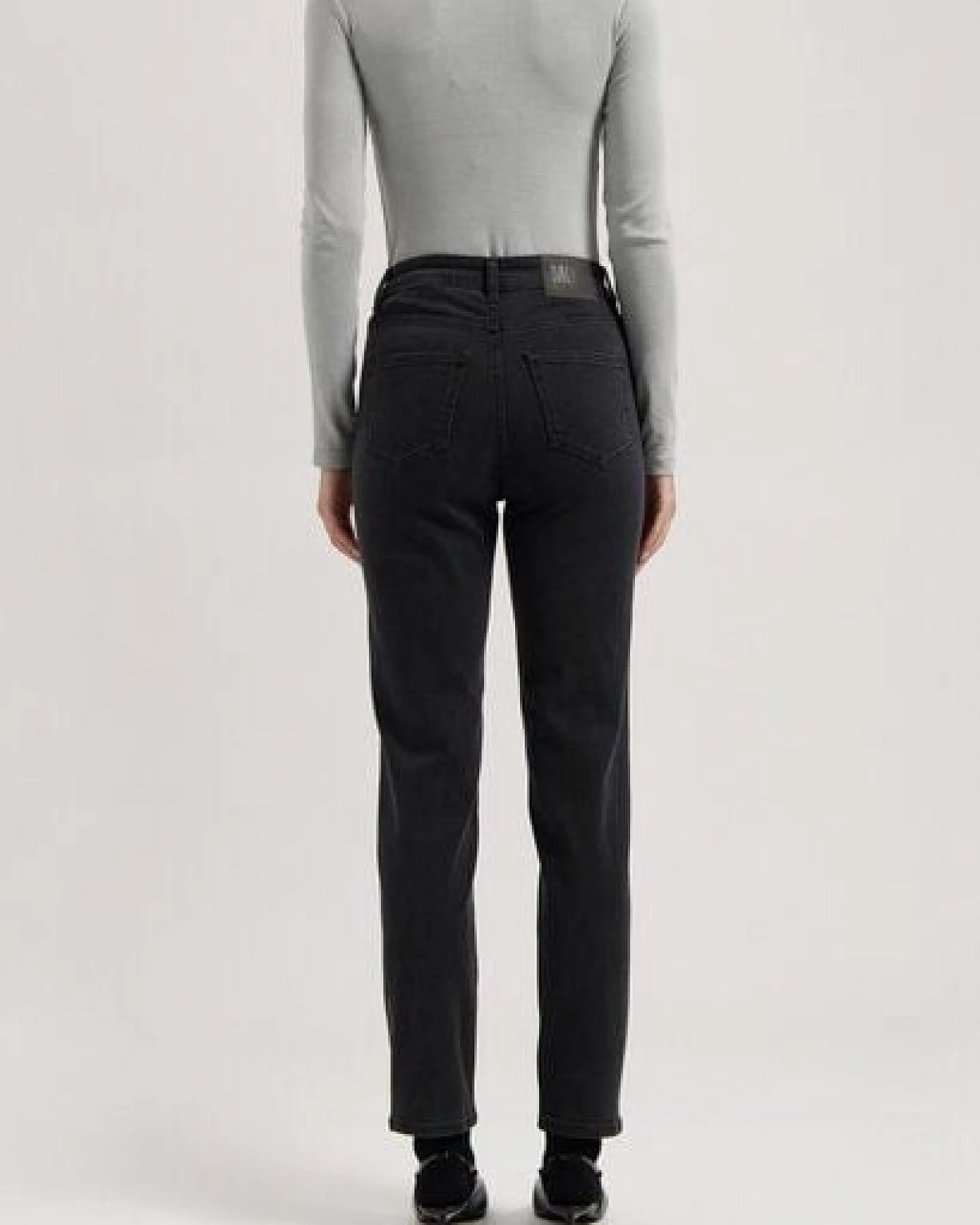 MUD Jeans Damen Jeans Tapered "Mams - Stone Black" – Ansicht 3