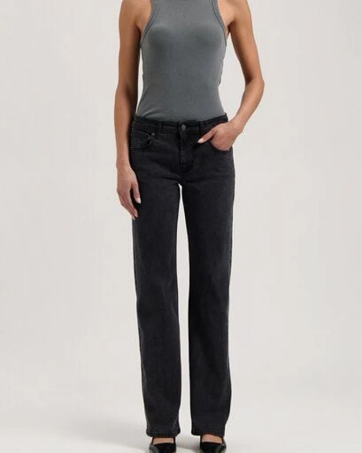 MUD Jeans Damen Jeans Straight Leg "Carry - Black Vintage"