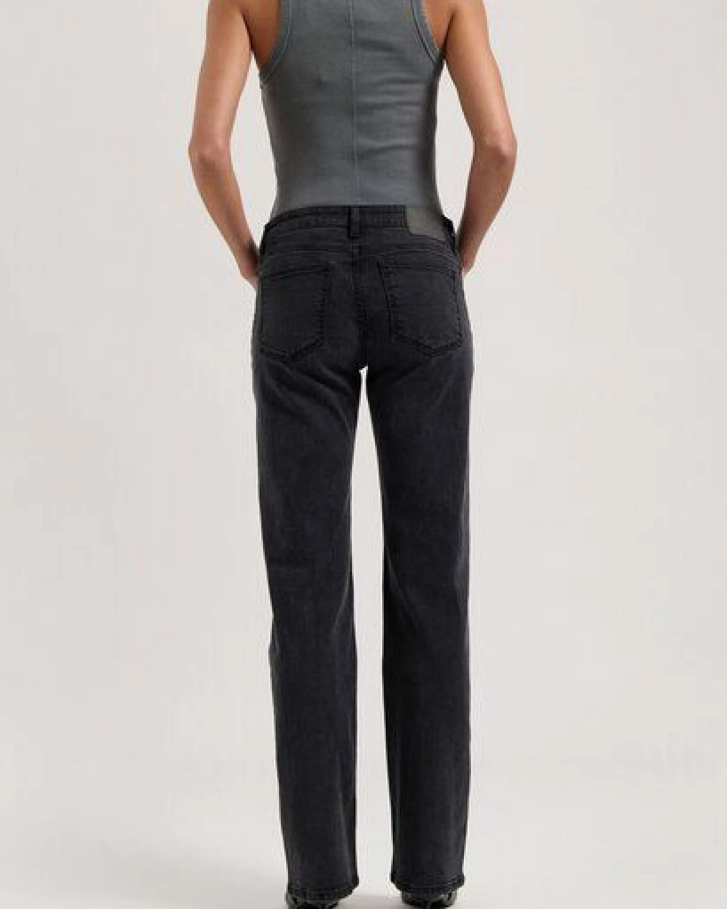 MUD Jeans Damen Jeans Straight Leg "Carry - Black Vintage" – Ansicht 3
