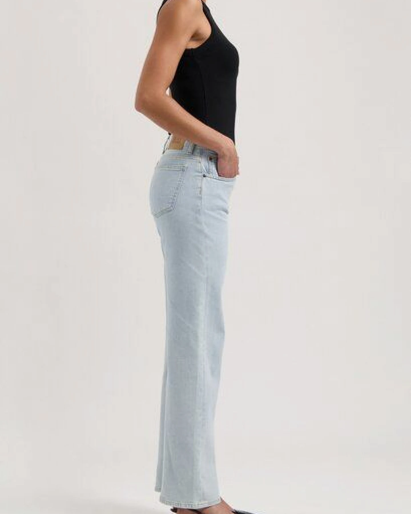 MUD Jeans Damen Jeans Straight Leg "Carry - Light Stone" – Ansicht 2