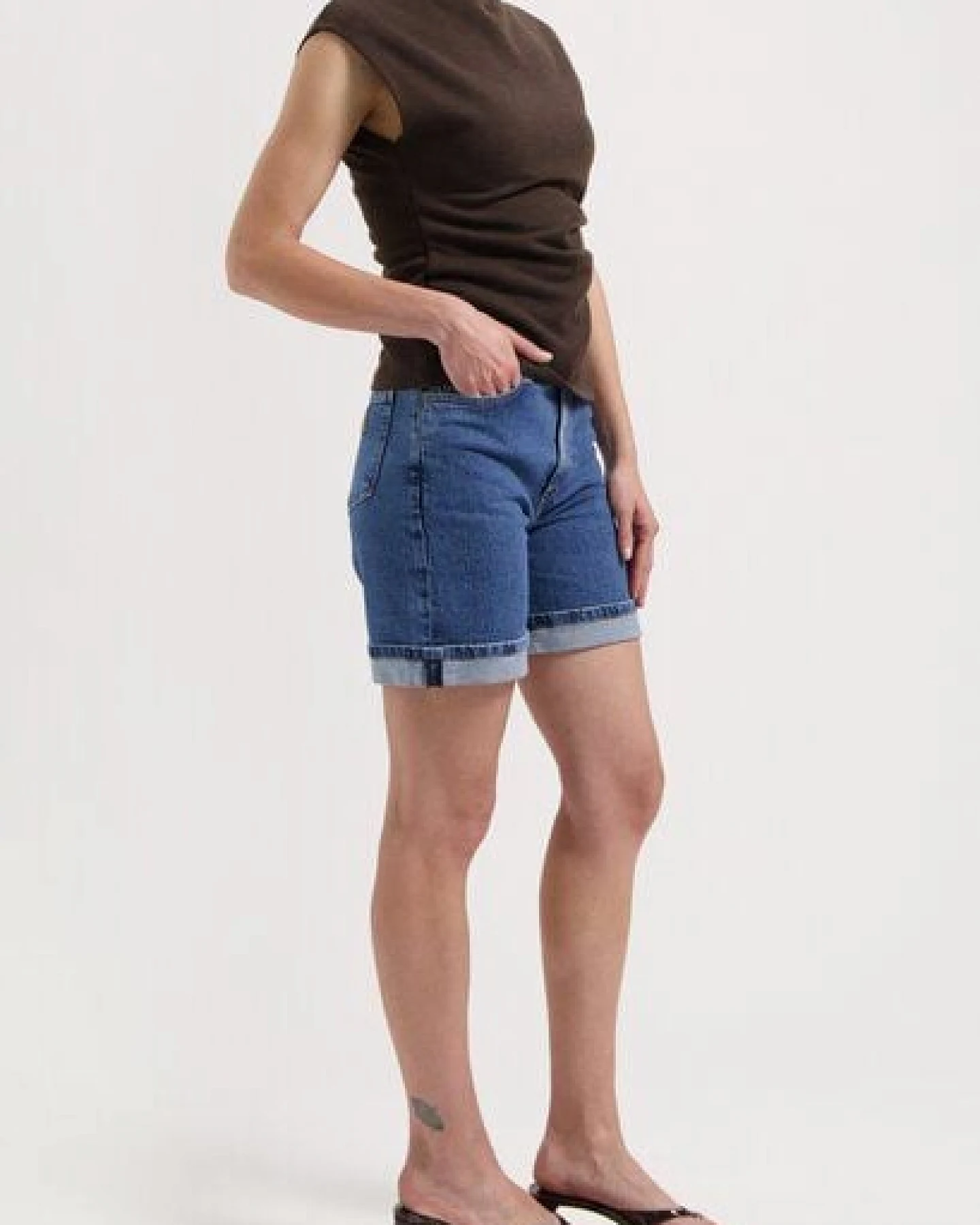 MUD Jeans Damen Shorts "Luna - Stone Vintage" – Ansicht 4