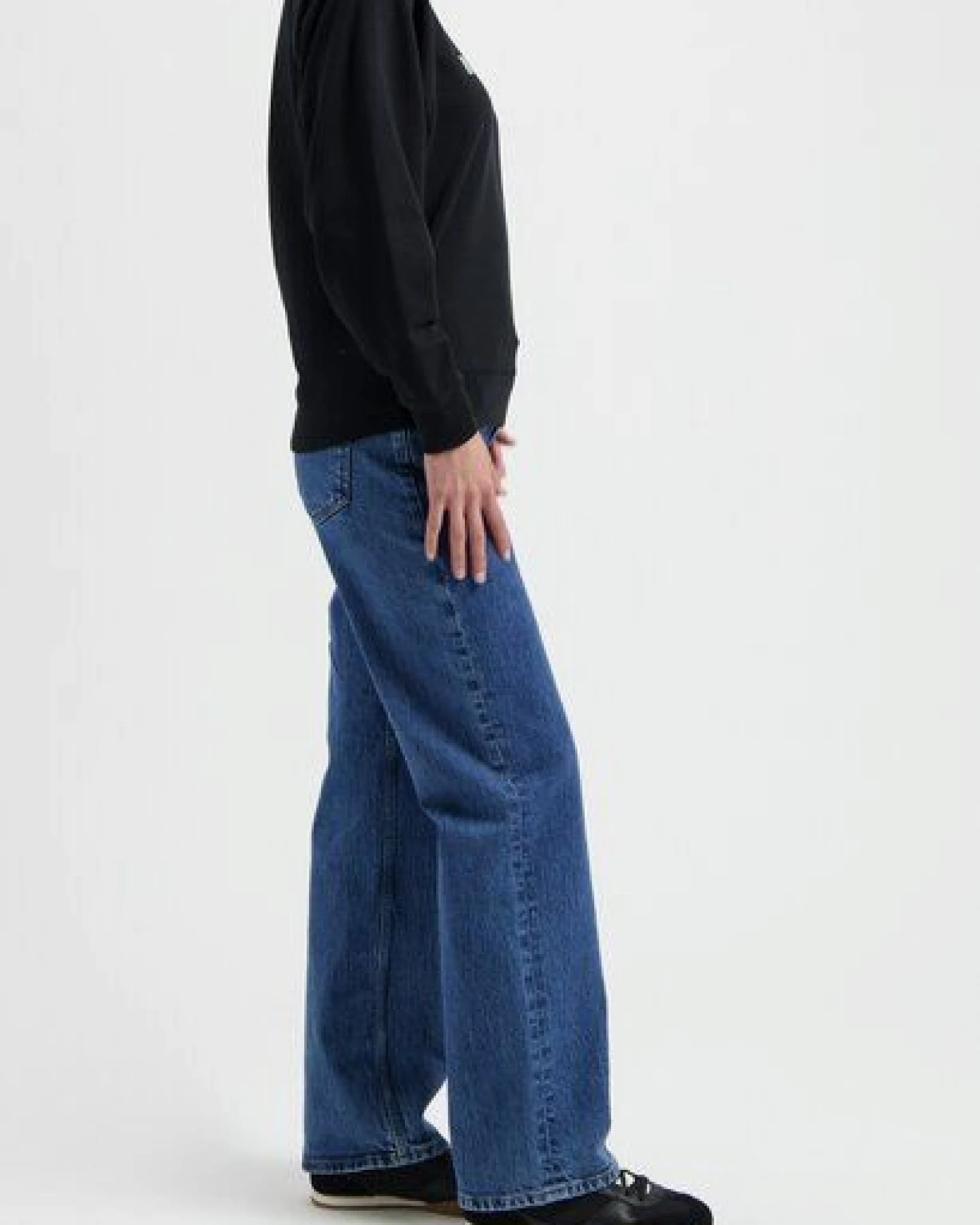 MUD Jeans Damen Sweatshirt "Clara - Black" – Ansicht 4