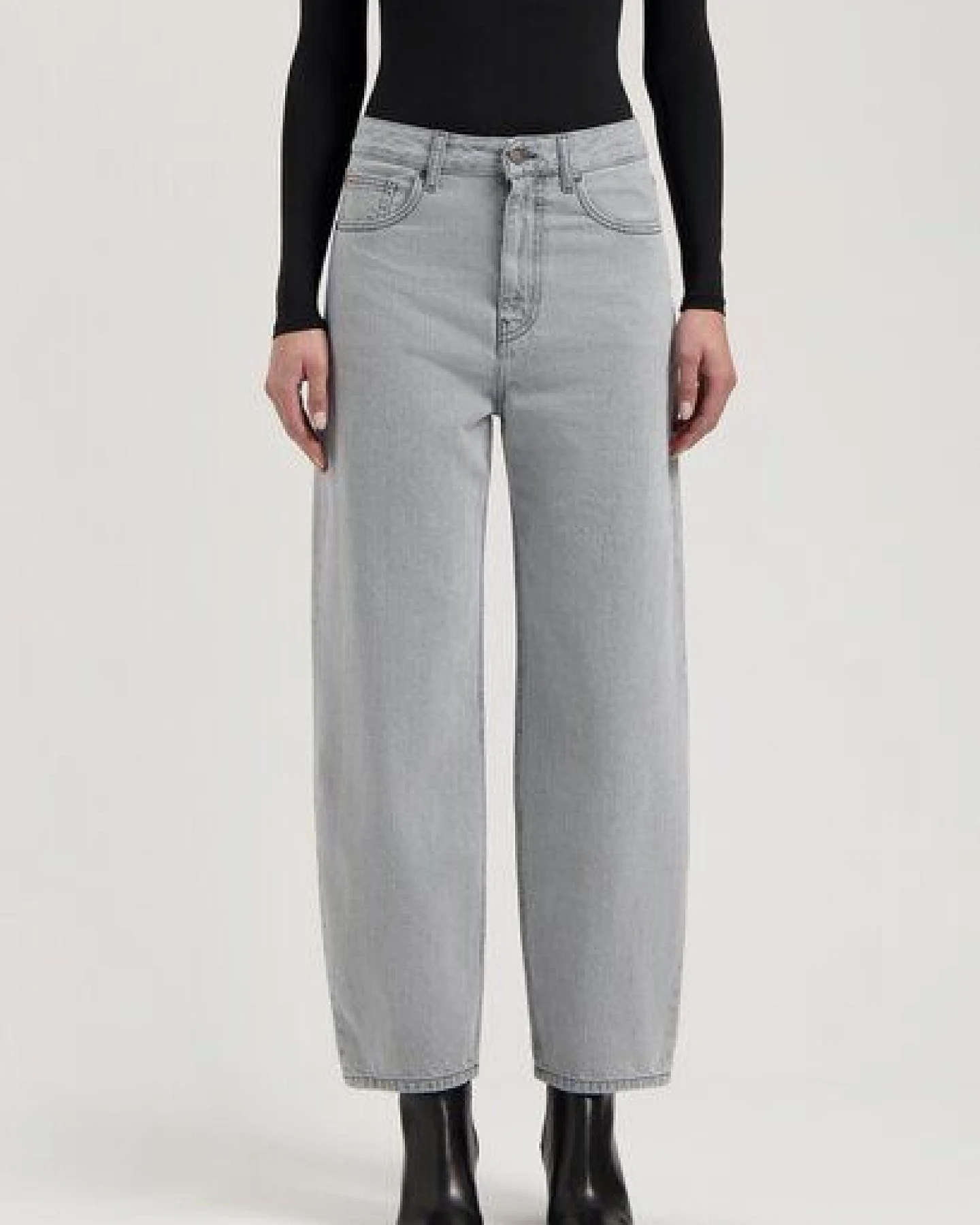 MUD Jeans Damen Jeans Barrel Fit "Brooke - Light Grey" – Ansicht 4