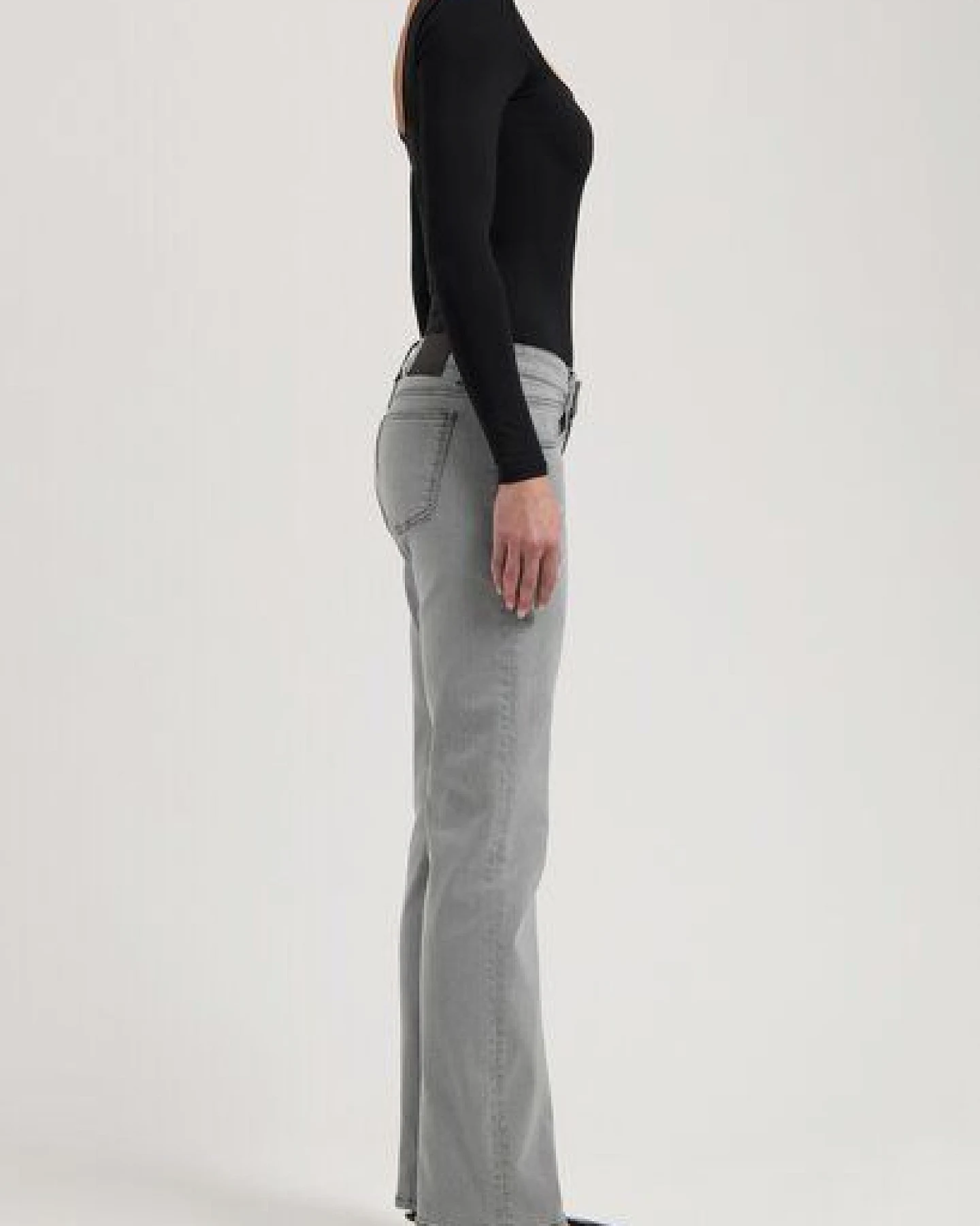 MUD Jeans Damen Jeans Straight Leg "Carry - Light Grey" – Ansicht 2