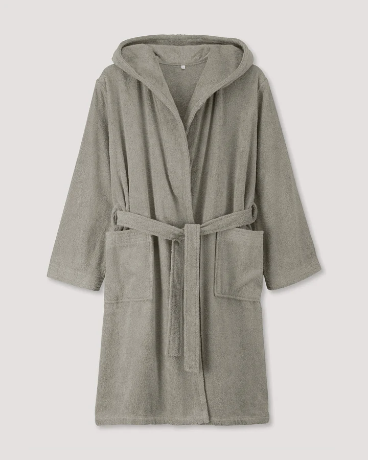 hessnatur Kurzer Bademantel Relaxed aus Bio-Baumwolle - beige - Größe L