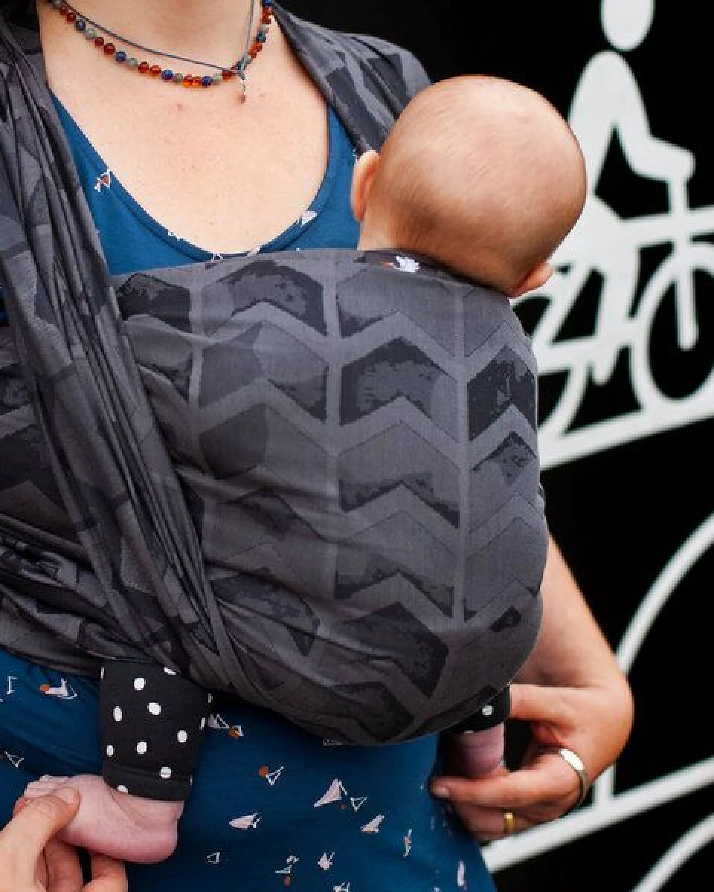 Hoppediz Babytragetuch - Gewebtes Tragetuch kbA – Ansicht 3