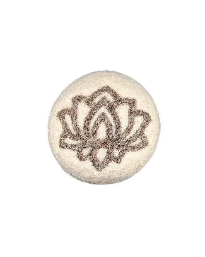 Wooliie Handgefertigter Ball aus 100 % naturbelassener Schurwolle – Lotus