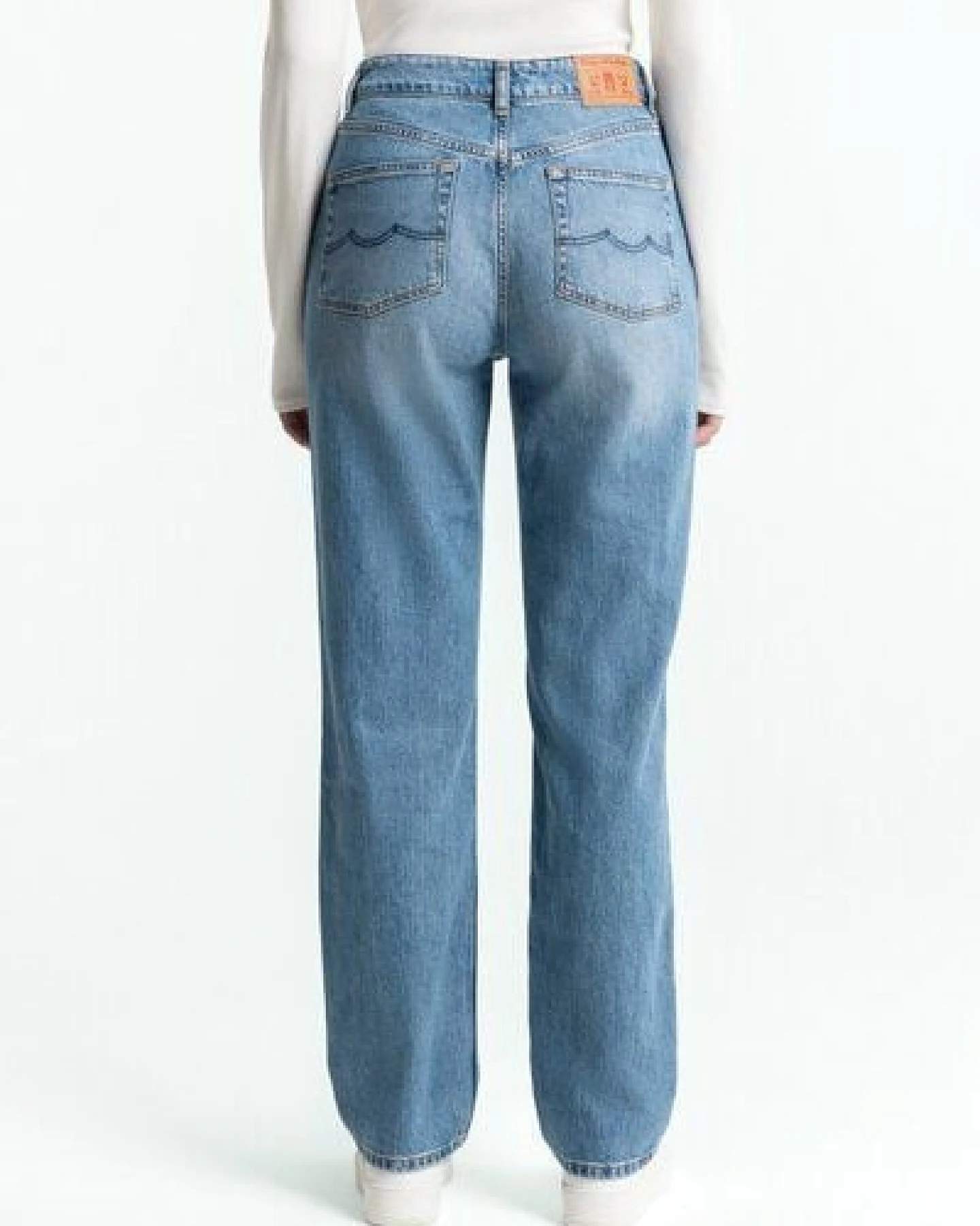 Kings Of Indigo Jeans INOE Straight Fit Atria Mid Used – Ansicht 4