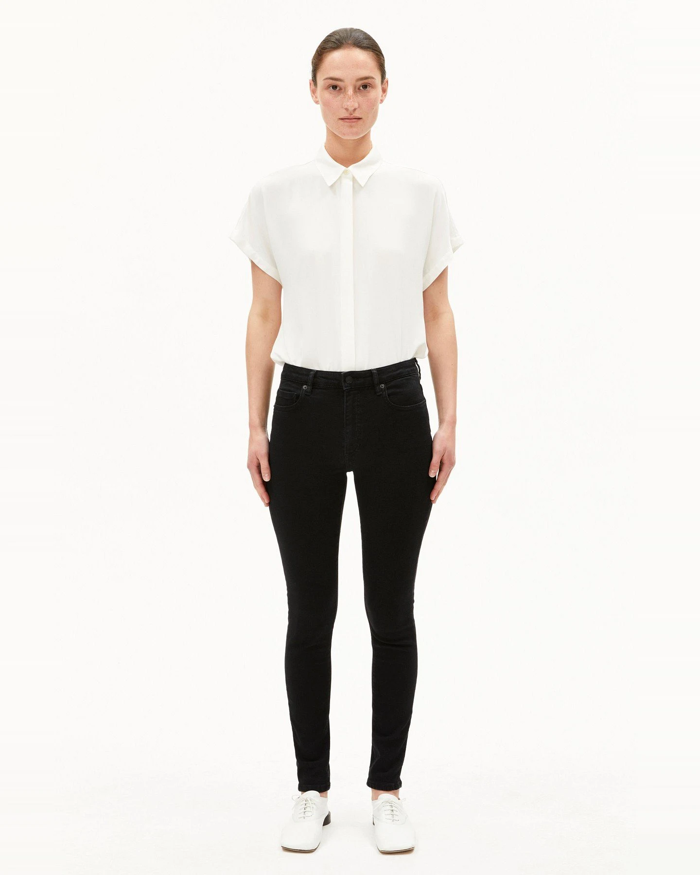 Jeans Tillaa Rinse Black – Ansicht 5