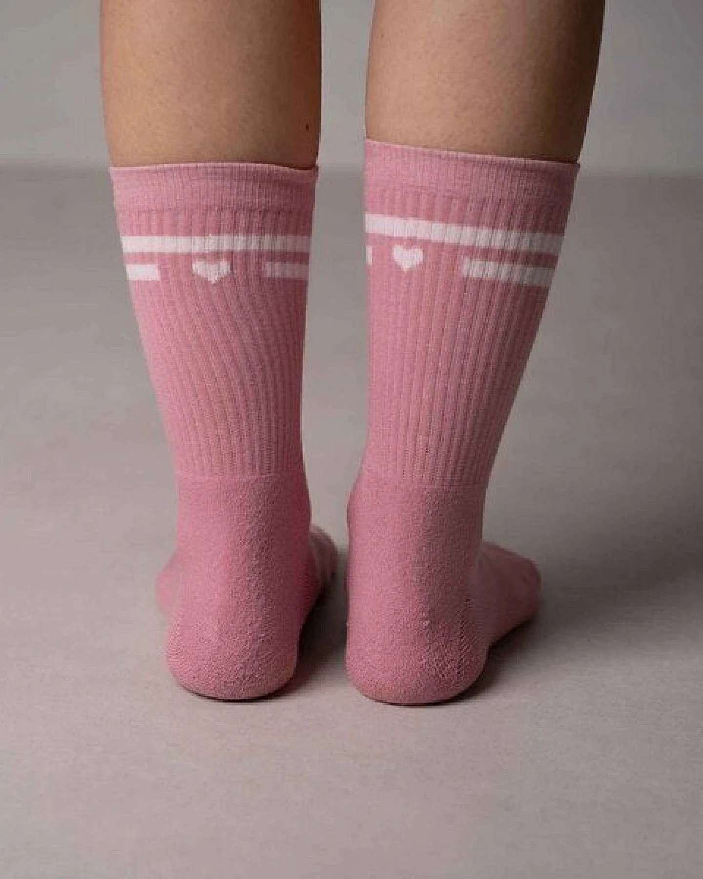 Vresh Clothing Vresh Verliebt - Tennis Socken aus Biobaumwoll-Mix – Ansicht 2