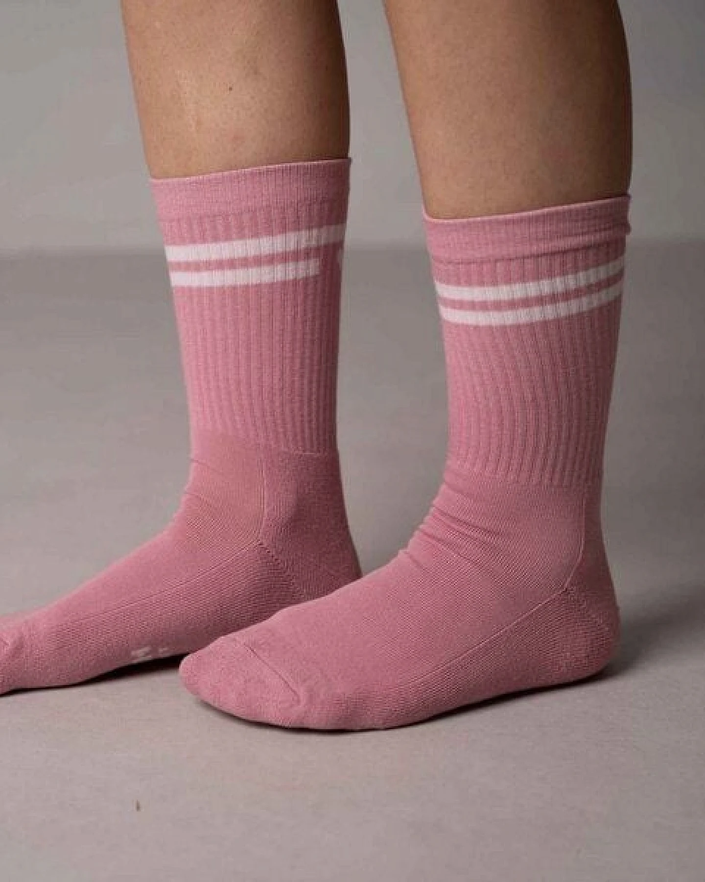 Vresh Clothing Vresh Verliebt - Tennis Socken aus Biobaumwoll-Mix – Ansicht 3