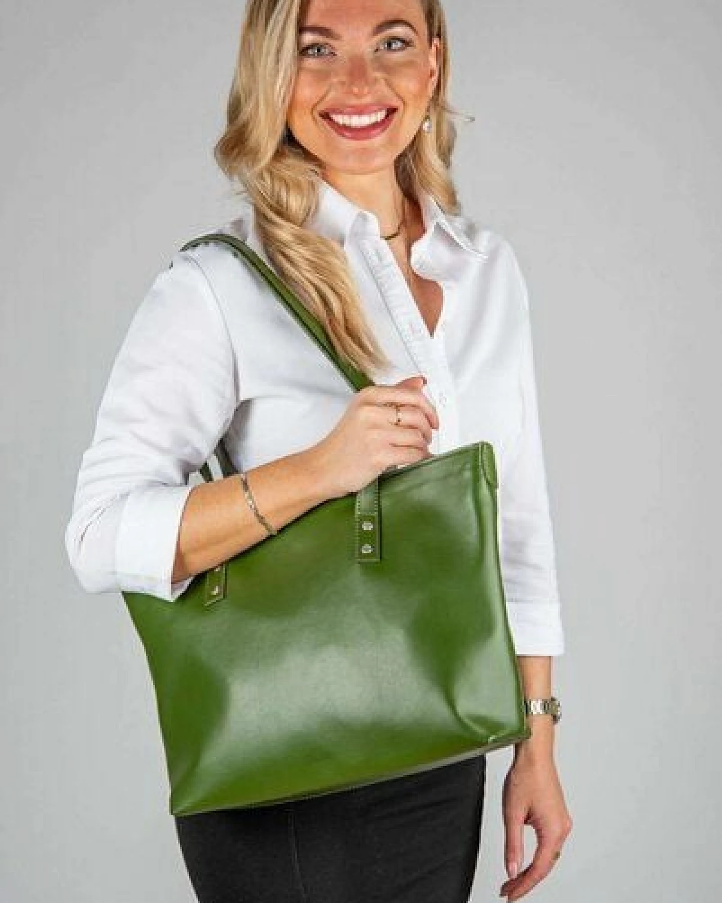 GREVIRO Totebag "L" aus Kaktusleder (vegan) – Ansicht 4