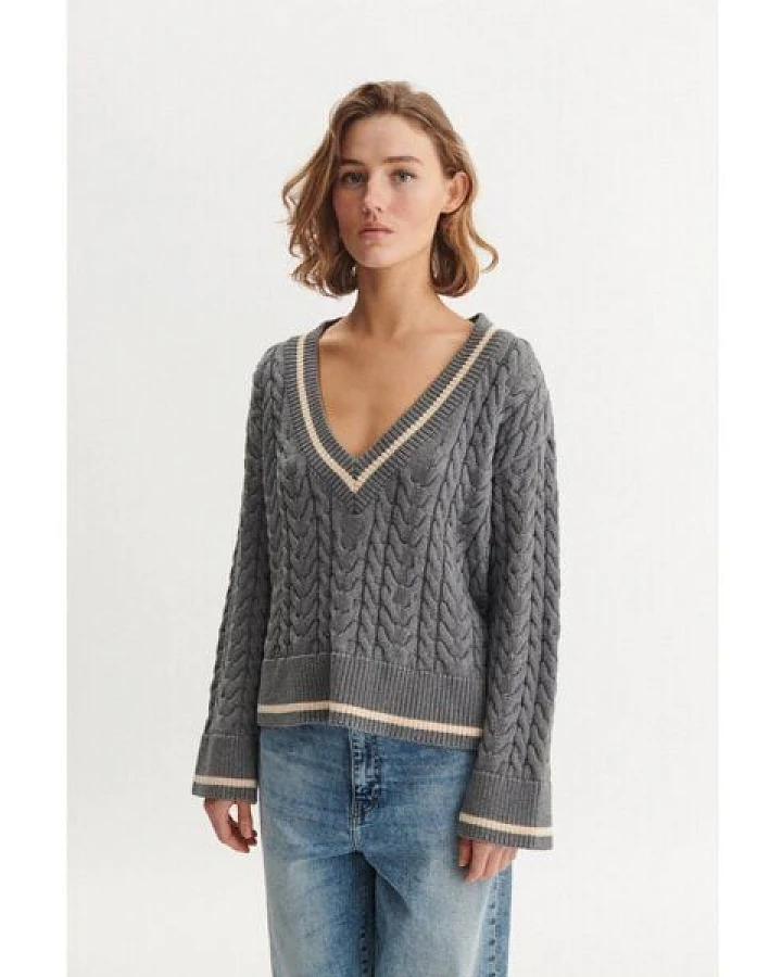 Basic Apparel Pullover ALLY Sweater mit V-Ausschnitt aus Bio-Baumwolle GOTS