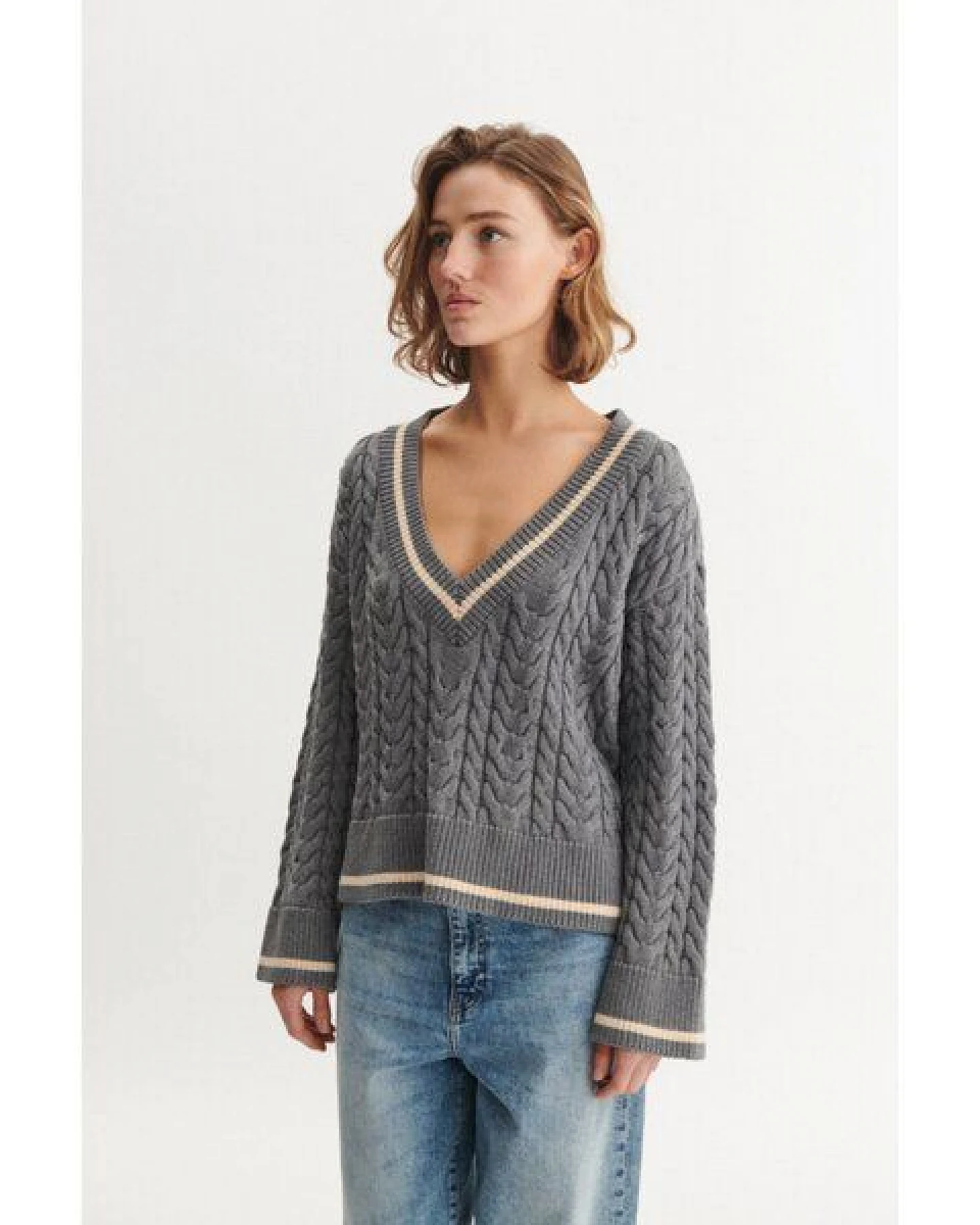 Basic Apparel Pullover ALLY Sweater mit V-Ausschnitt aus Bio-Baumwolle GOTS – Ansicht 3