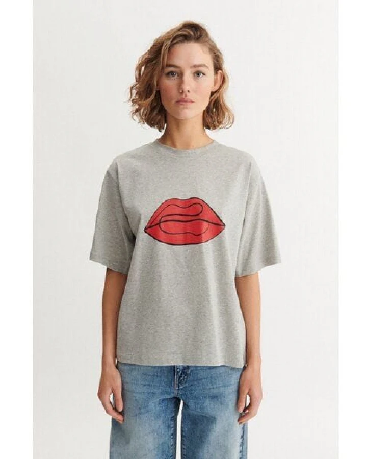 Basic Apparel T-Shirt RAJA RED LIP aus Bio-Baumwolle GOTS