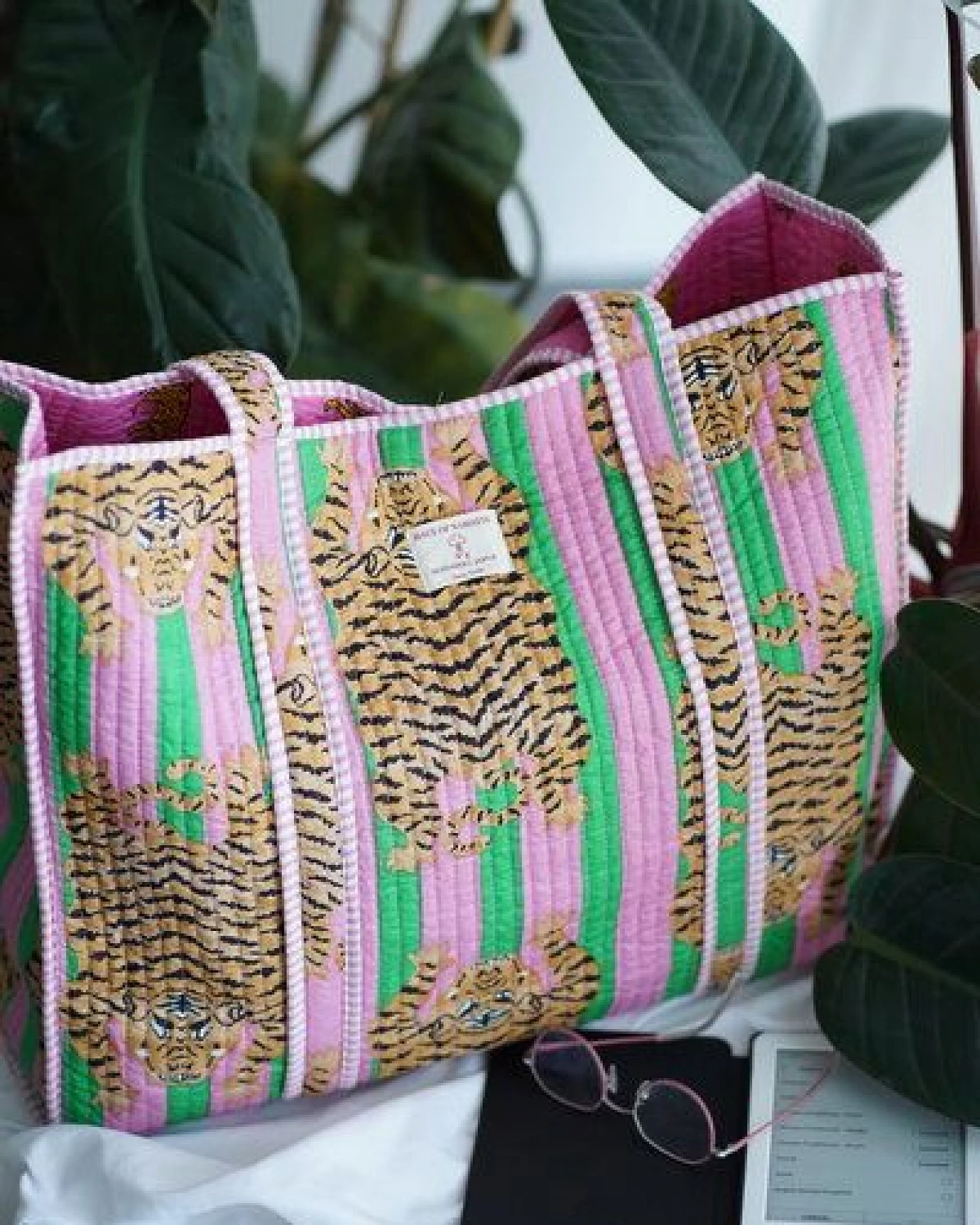Haus of Namaste Tragetasche aus 100 % Bio-Baumwolle – Ansicht 4