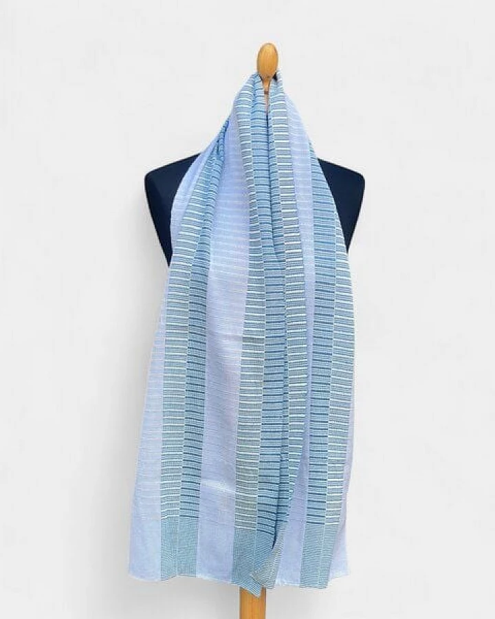 Blau