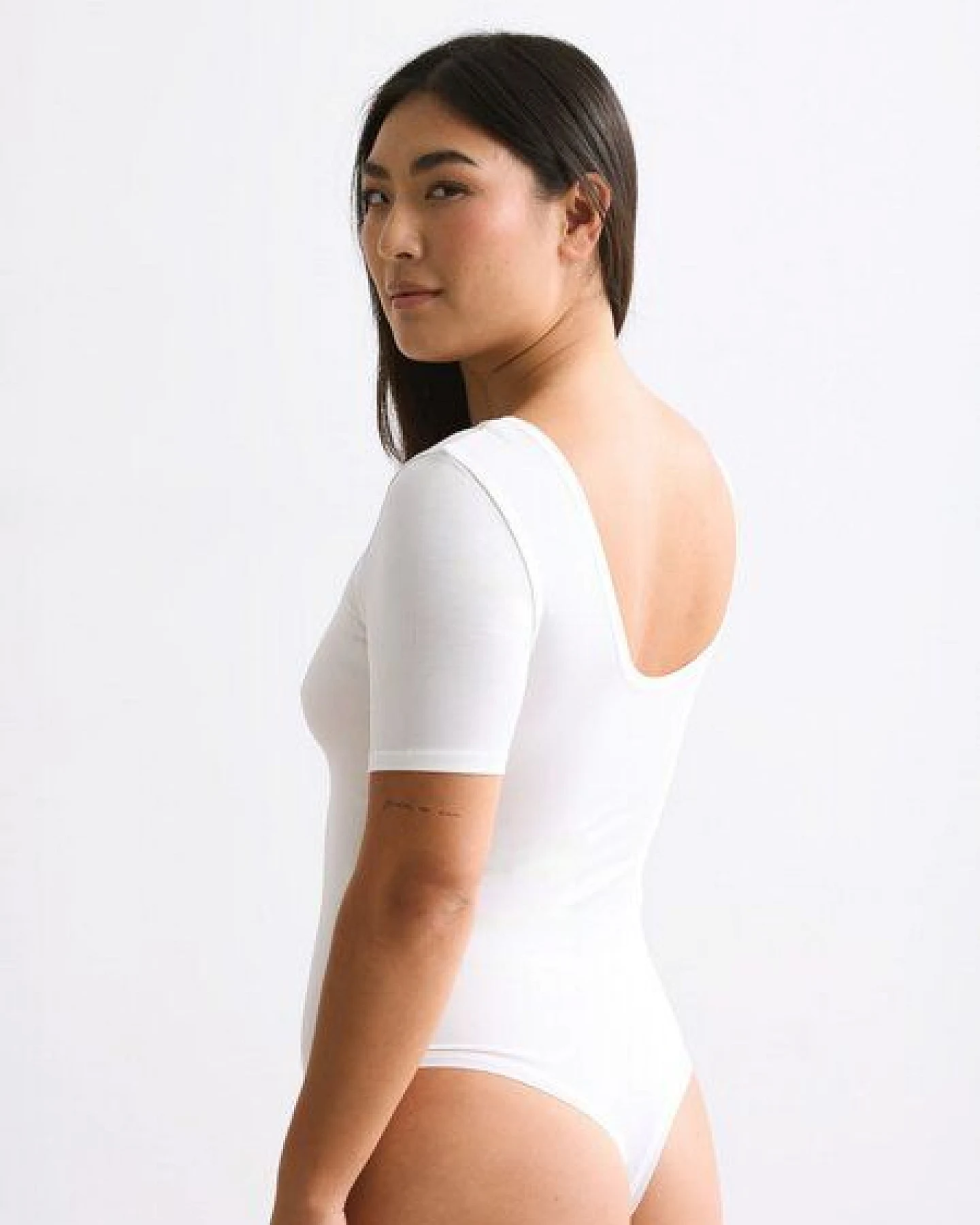 erlich textil Light Touch Body mit Rückenausschnitt aus weichem Modal, made in Europe – Ansicht 2