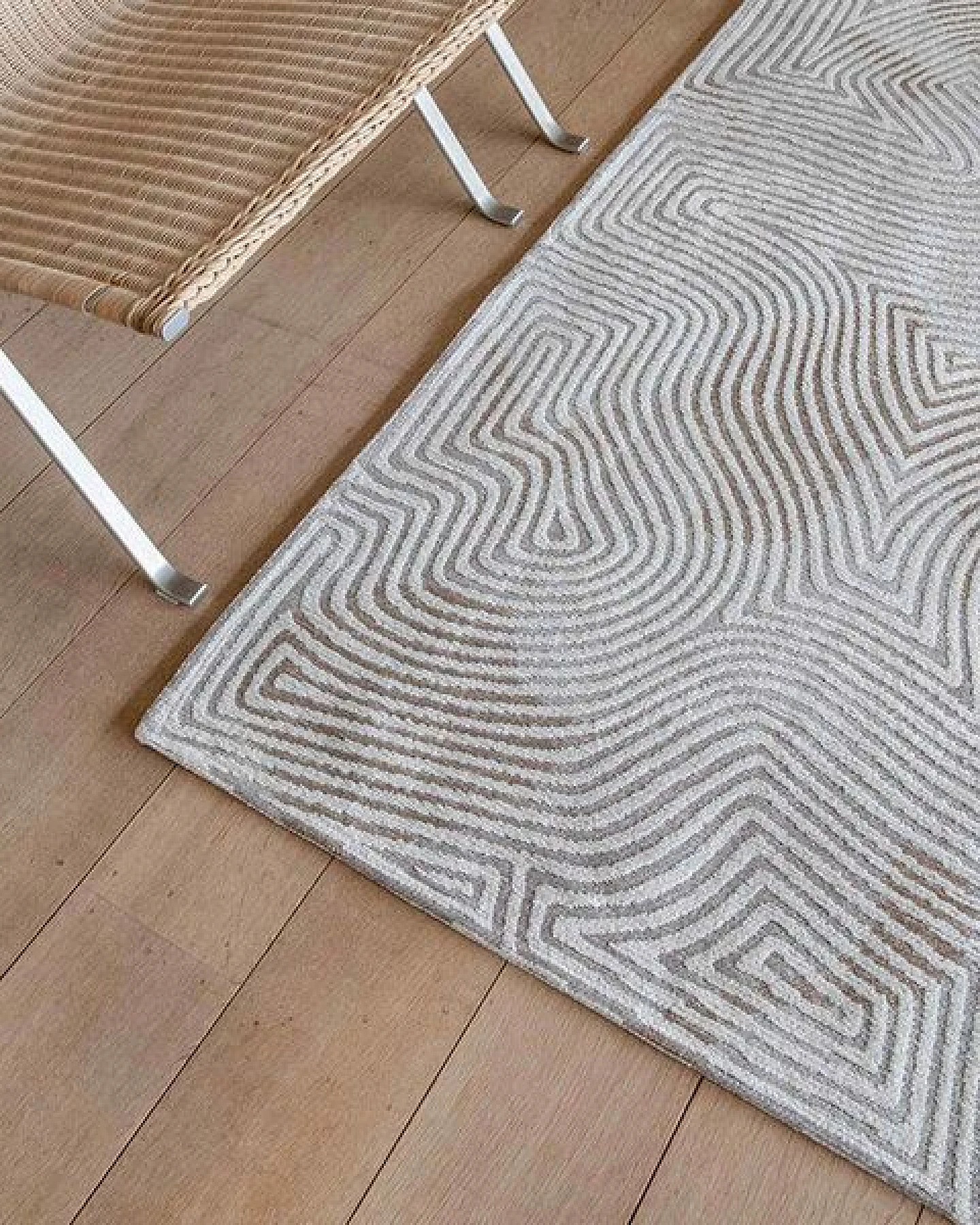 Louis De Poortere Teppich MEDITATION CORAL – Ansicht 3