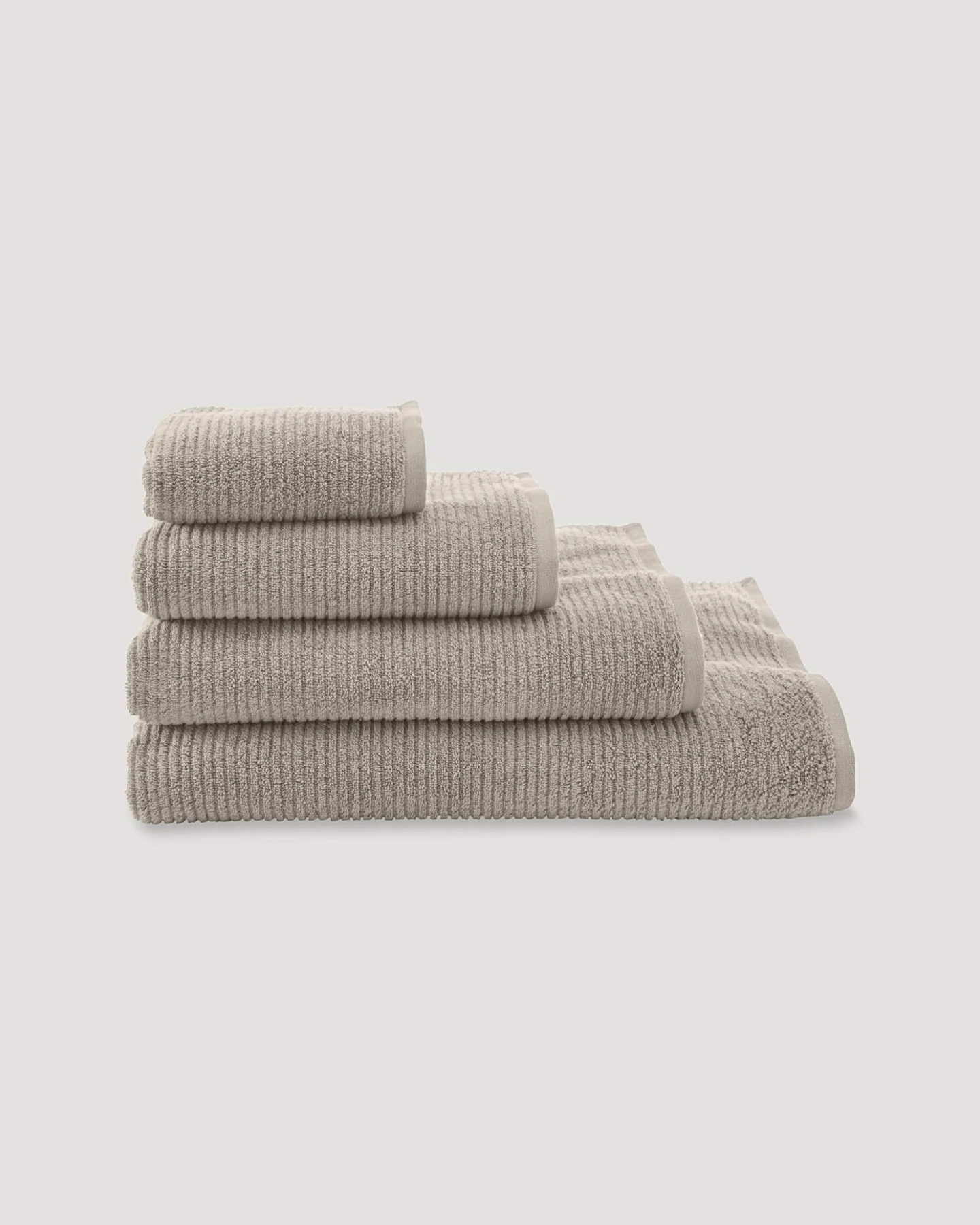 hessnatur Frottier Handtuch Rippstruktur aus Bio-Baumwolle - beige - Größe 30x50 cm – Ansicht 2