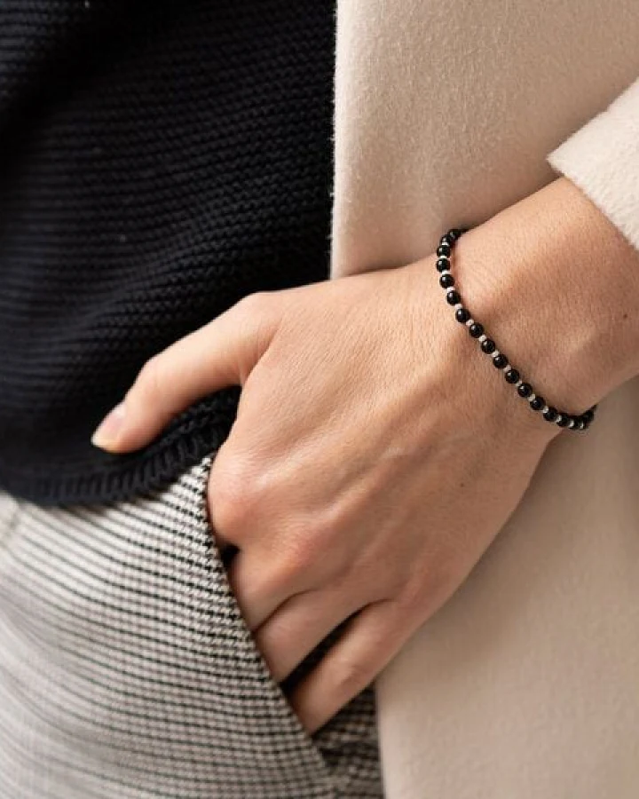 juni Perlenarmband "YinYang" mit verstellbarer Schiebeperle aus recyceltem Gold oder Silber