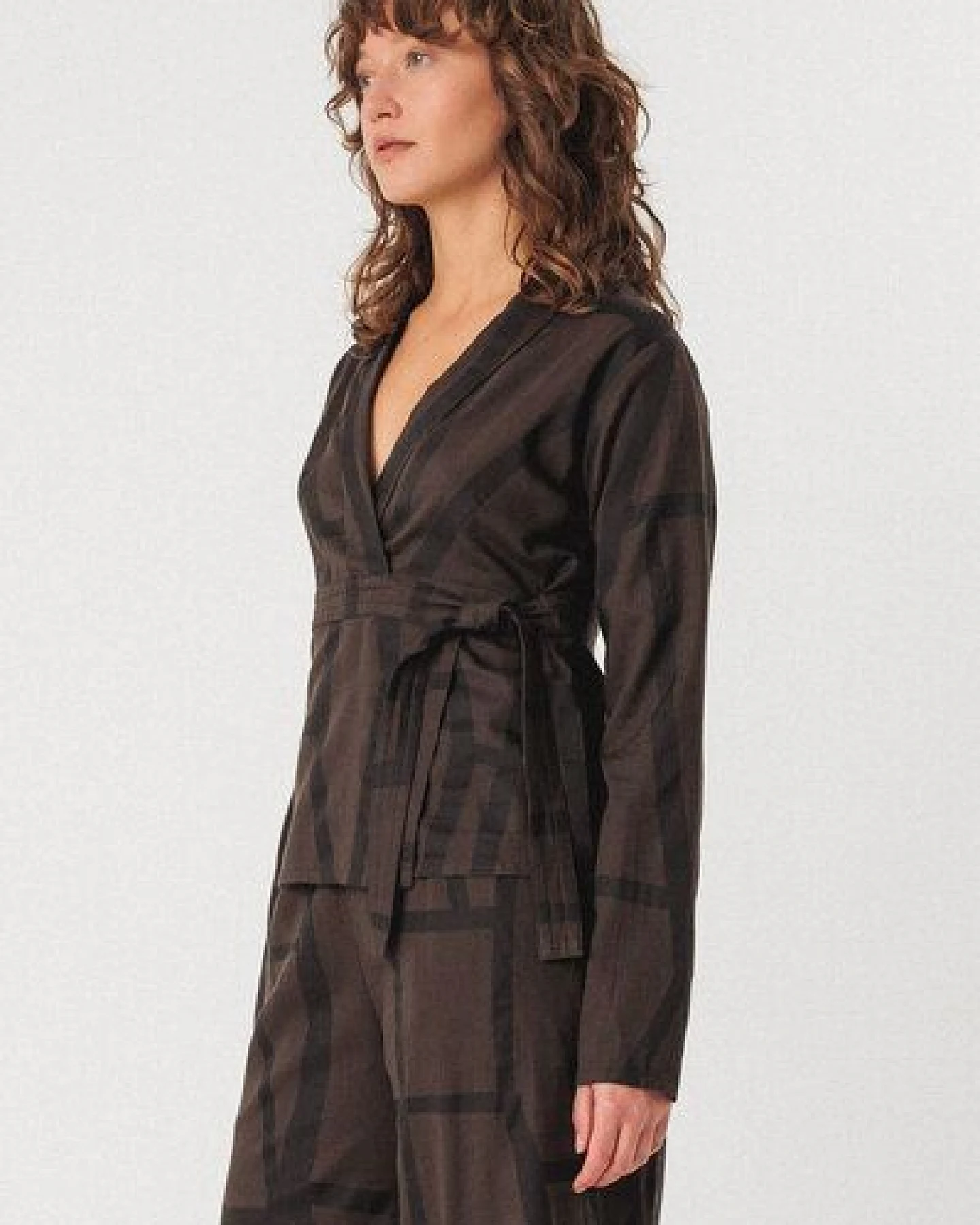 SKFK Wickelbluse Deiane - Kintsugi Brown – Ansicht 3