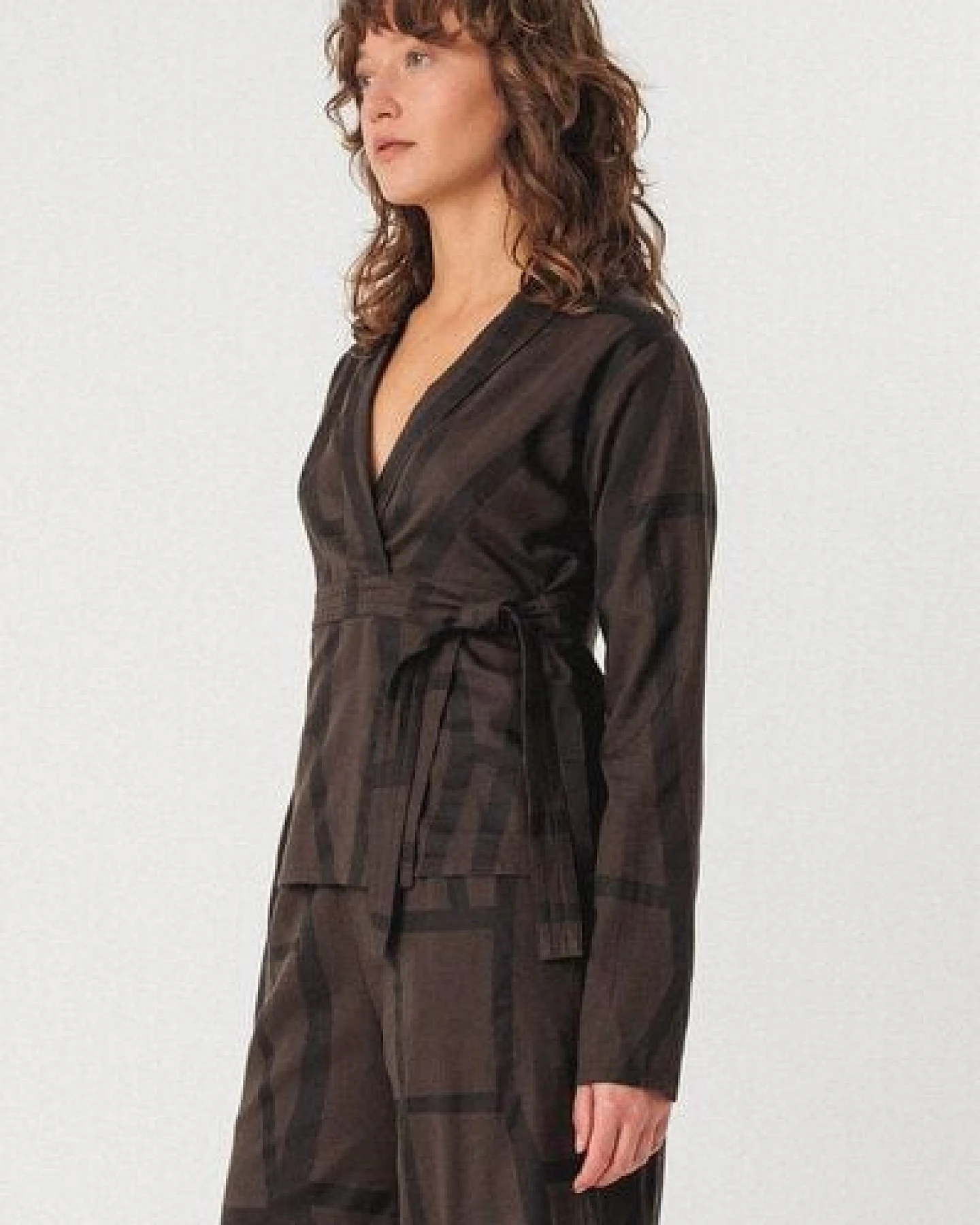 SKFK Wickelbluse Deiane - Kintsugi Brown – Ansicht 3