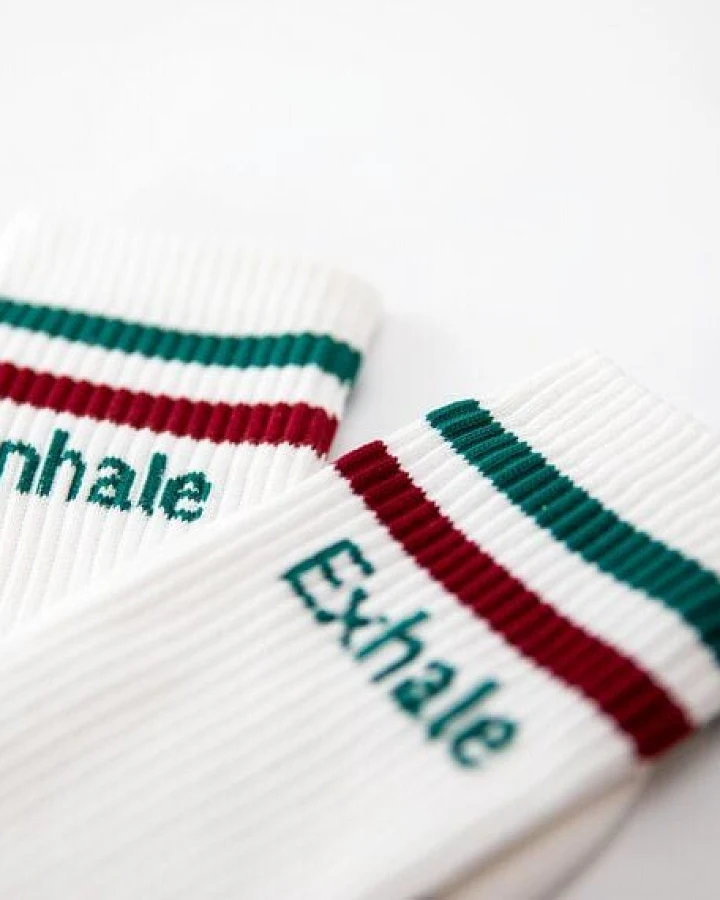 Divasya Socken mit Yoga Motiv