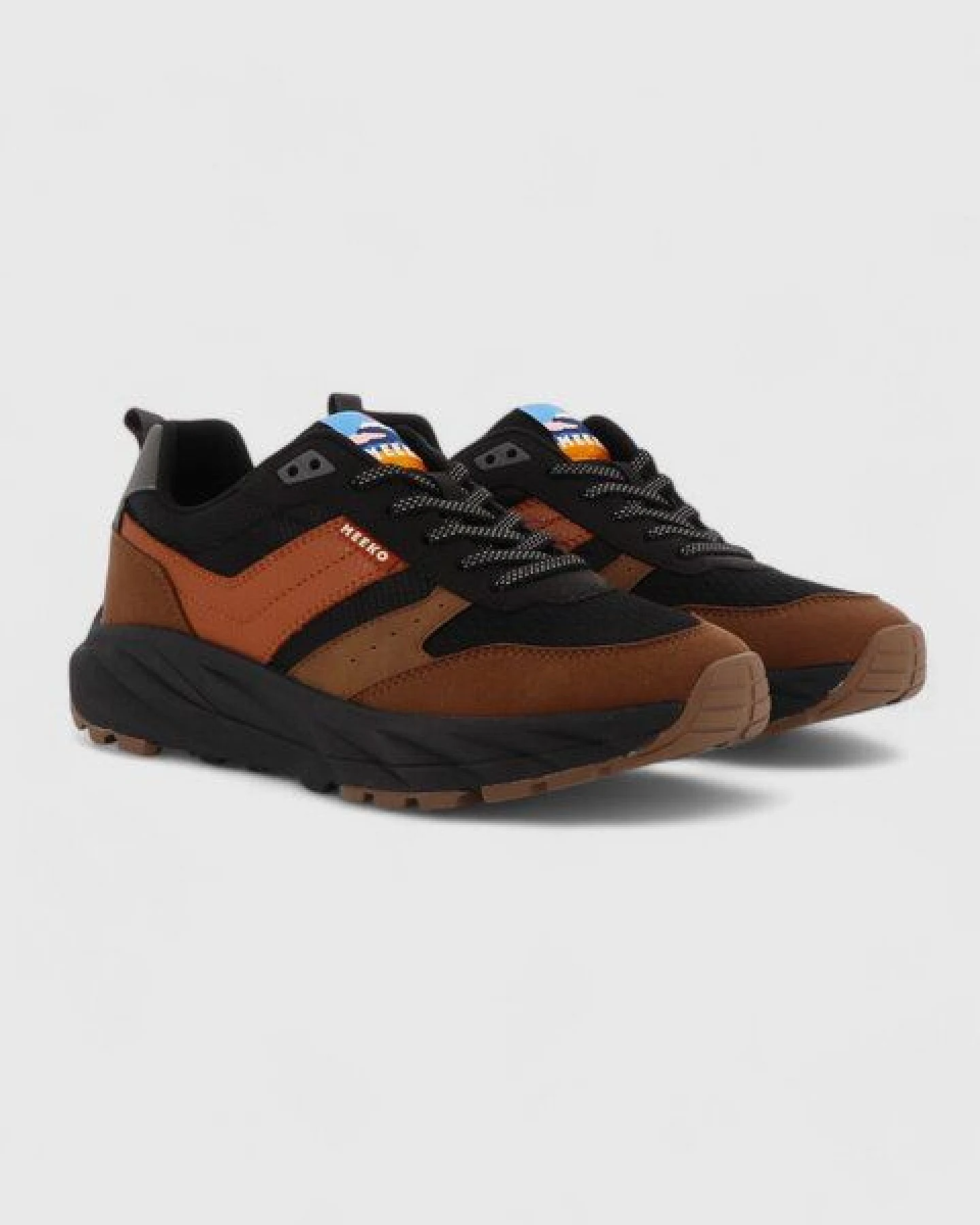 MEEKO PONGO – Technische und nachhaltige Sneaker – Ansicht 2