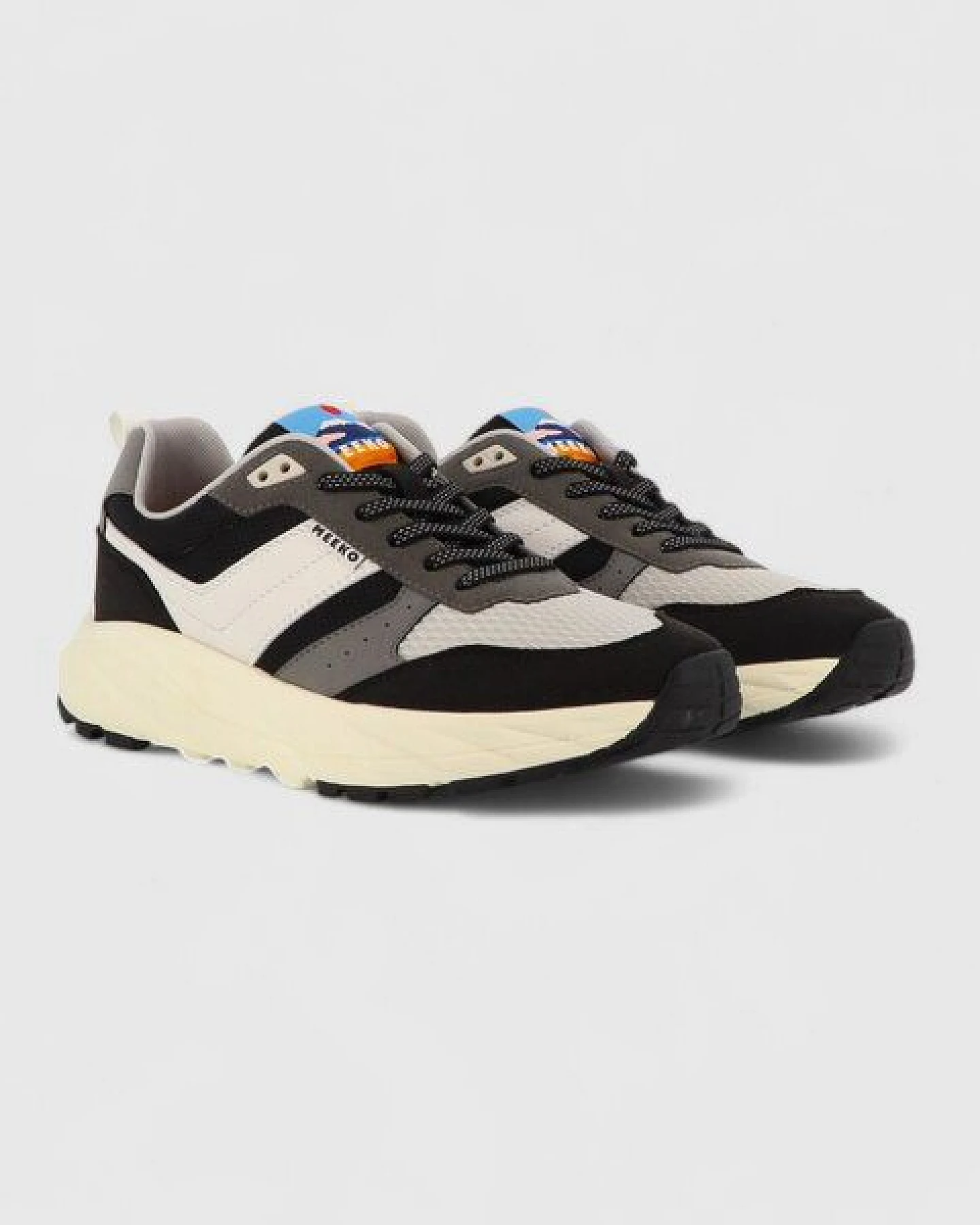 MEEKO PONGO – Technische und nachhaltige Sneaker – Ansicht 2