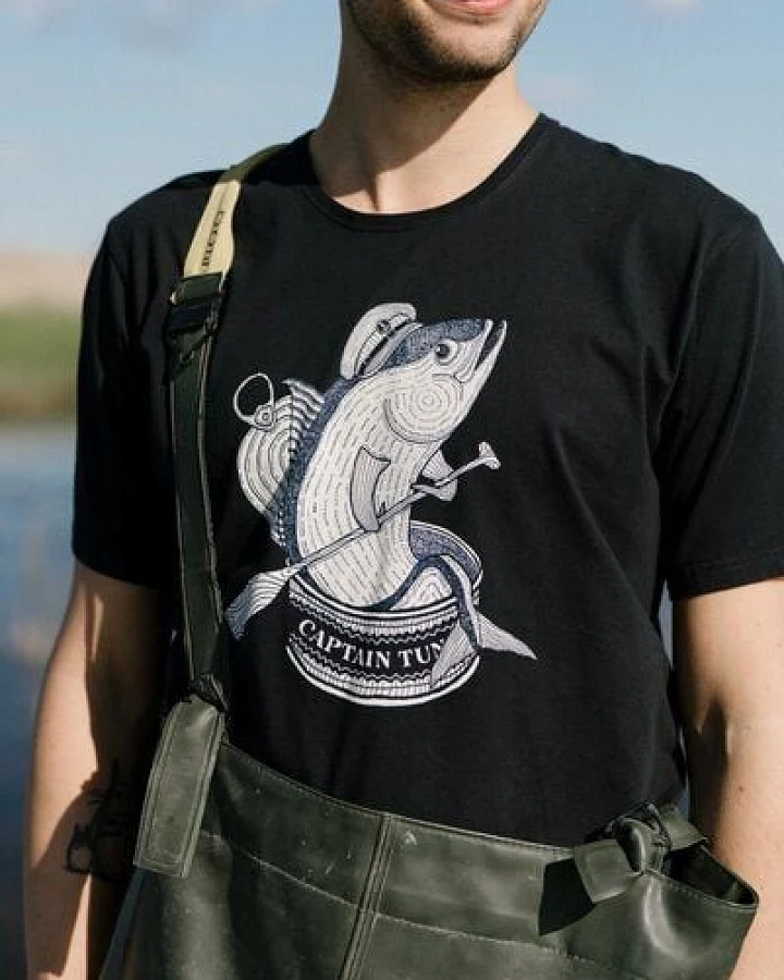 LAKOR T-Shirt aus Bio-Baumwolle - Captain Tuna