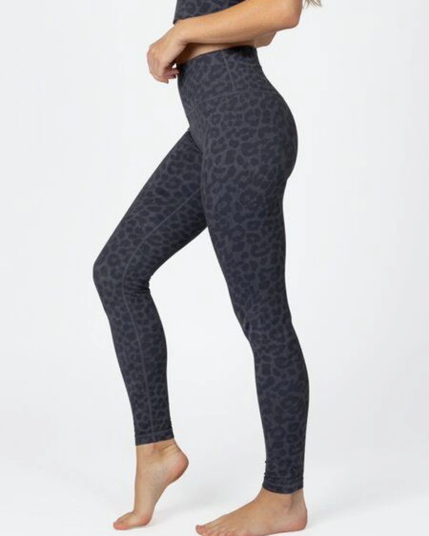 Yoga Hero Leggings Leopard ecoNYL – Ansicht 3