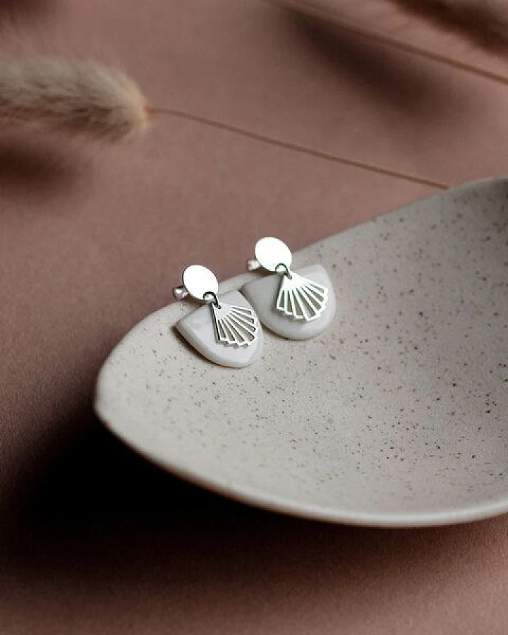 Weiß