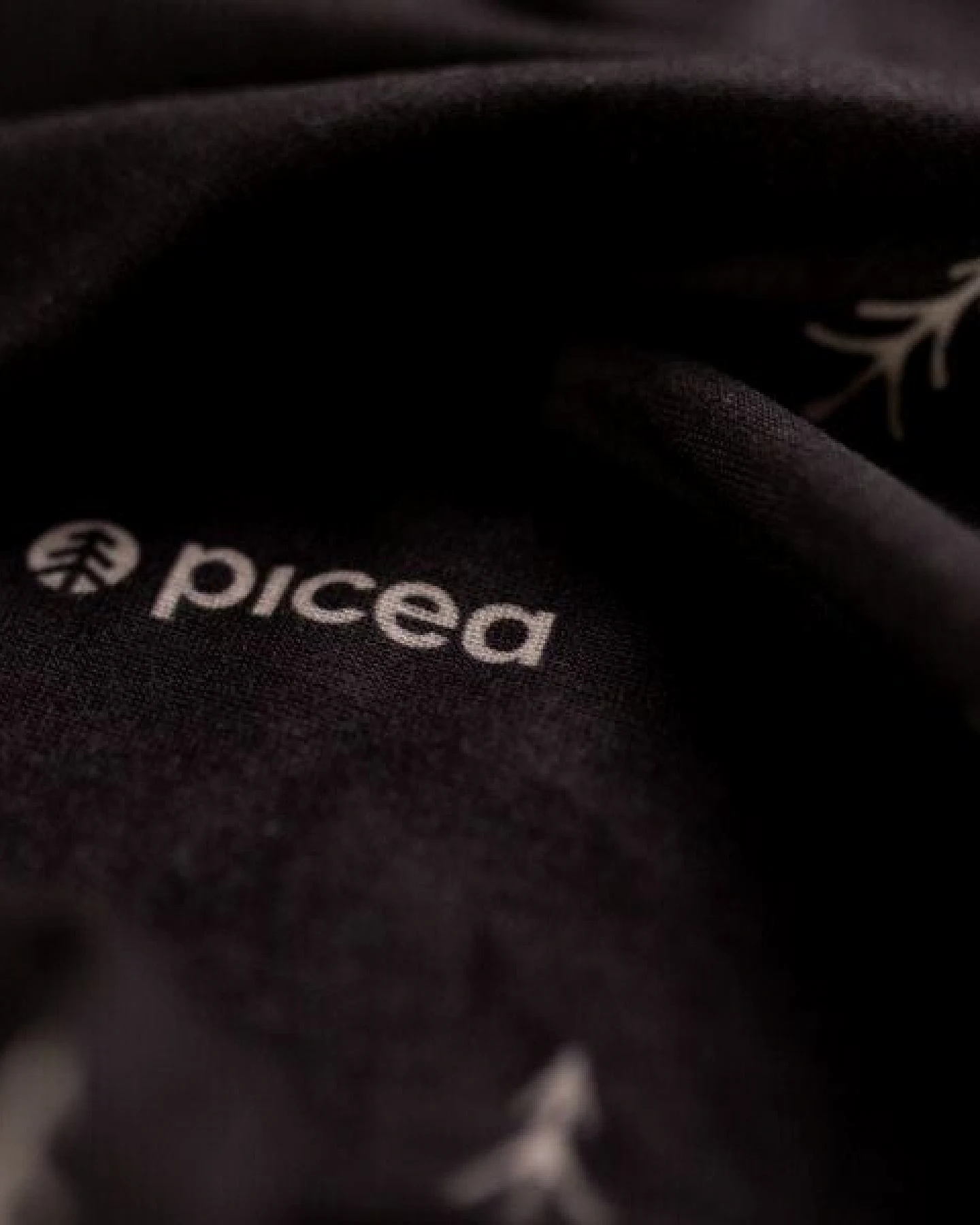 picea (by bleed) Fichtenliebe Multifunktionstuch – Ansicht 3