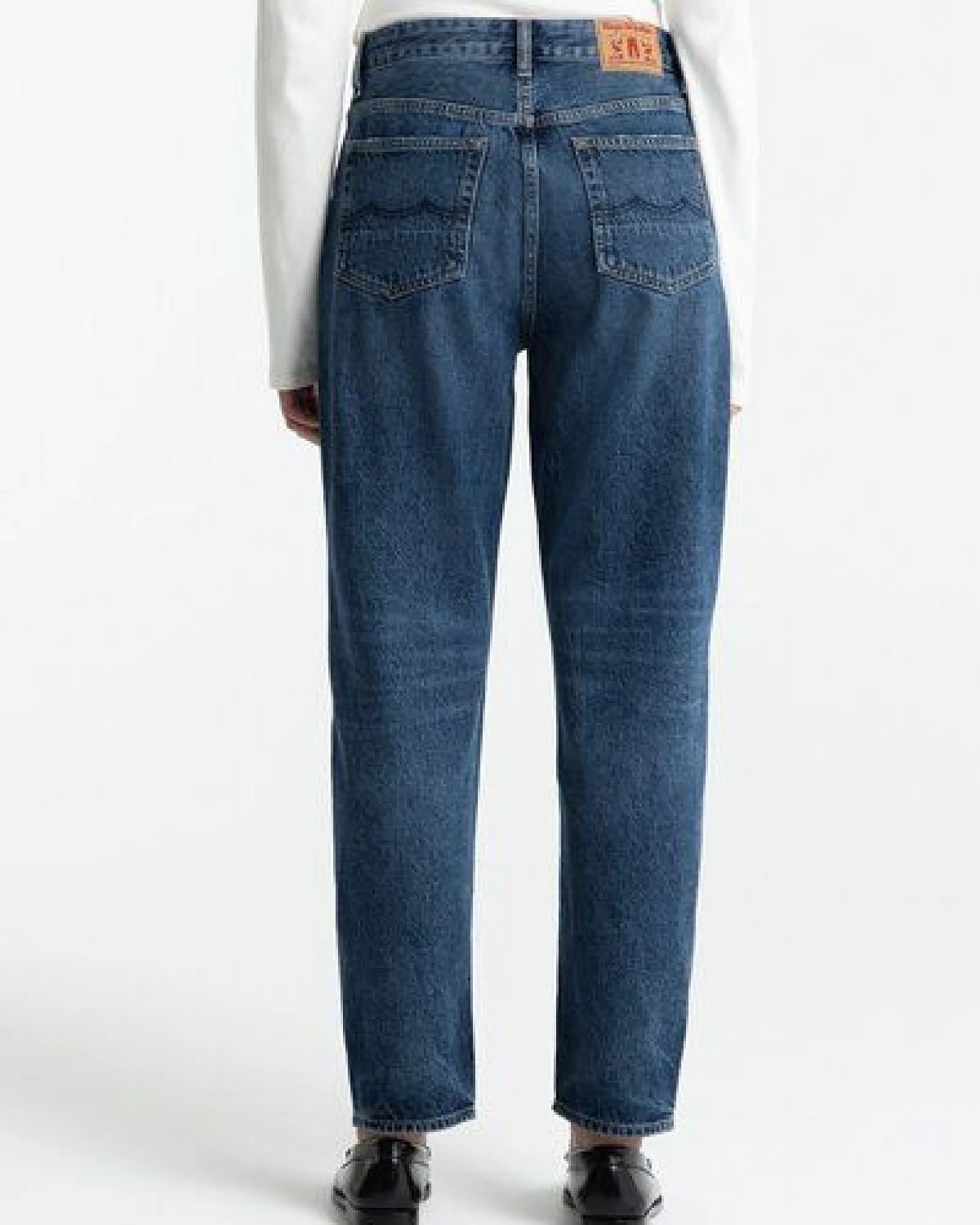 Kings Of Indigo Jeans Caroline Cropped - Mid Rise Tapered - Zintare Dark Worn – Ansicht 3
