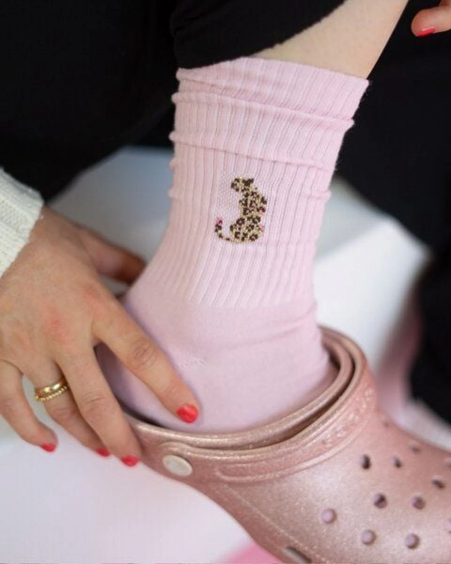 Socken "Ooley Icon Leo" aus Biobaumwolle made in Italy – Ansicht 3
