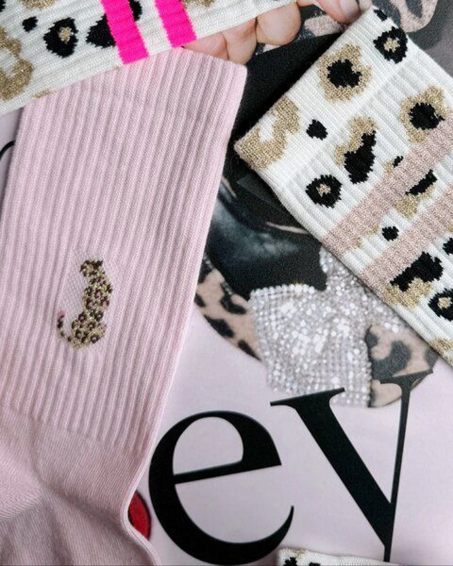 Socken "Ooley Icon Leo" aus Biobaumwolle made in Italy – Ansicht 4