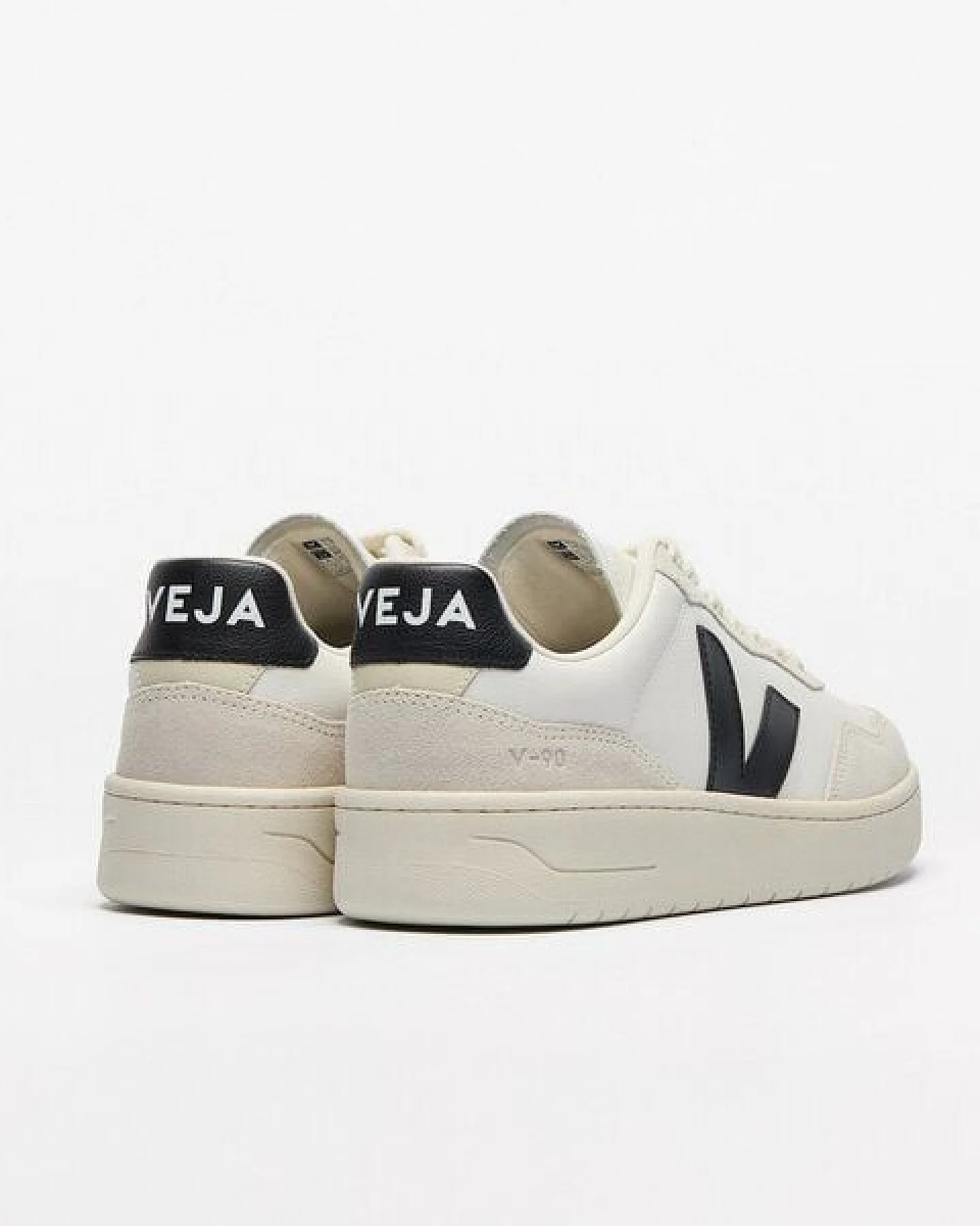 Veja V-90 Leather - White Black (Herren) – Ansicht 3