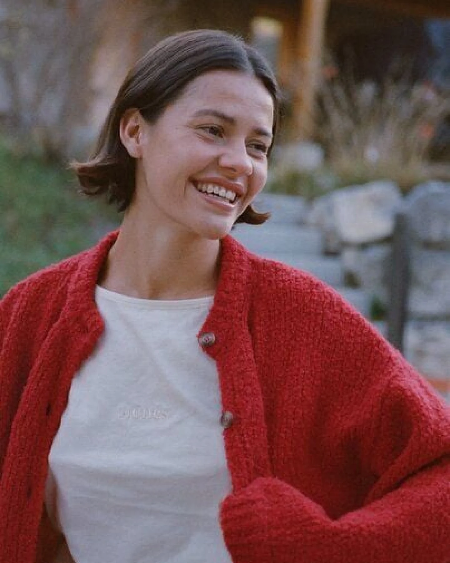 Nénés Suzanes Cardigan – Rot – Ansicht 4